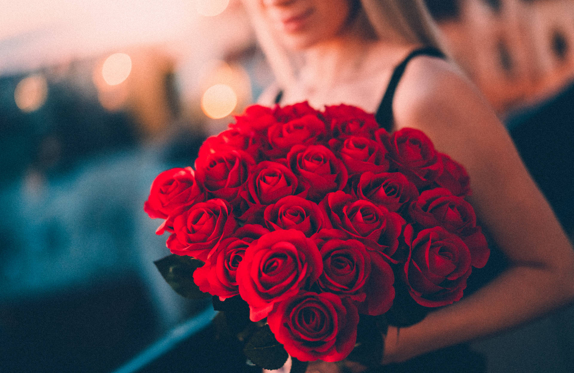 Large Bouquet Rose Aesthetic Phone Background