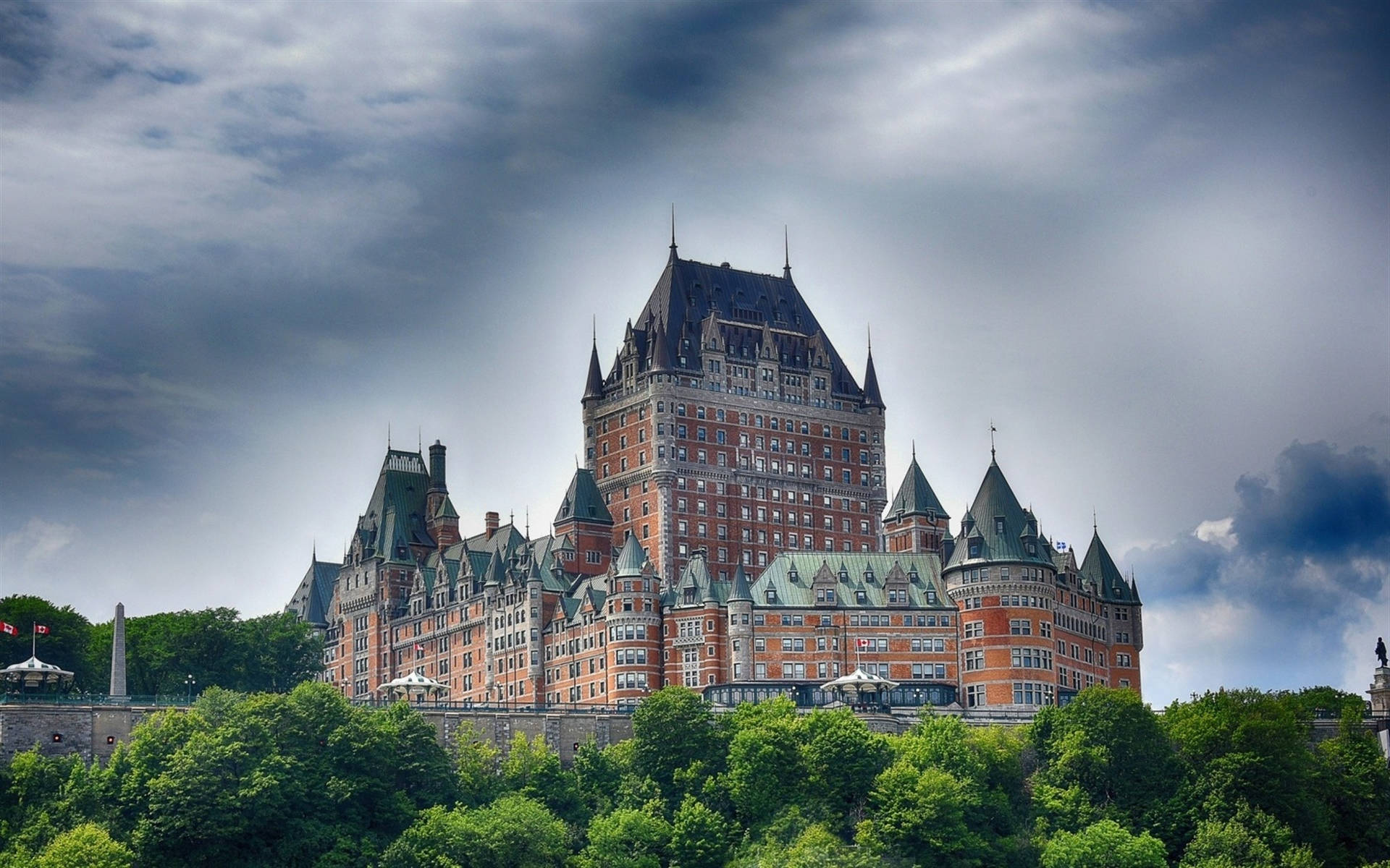 Large Quebec City Castle Background