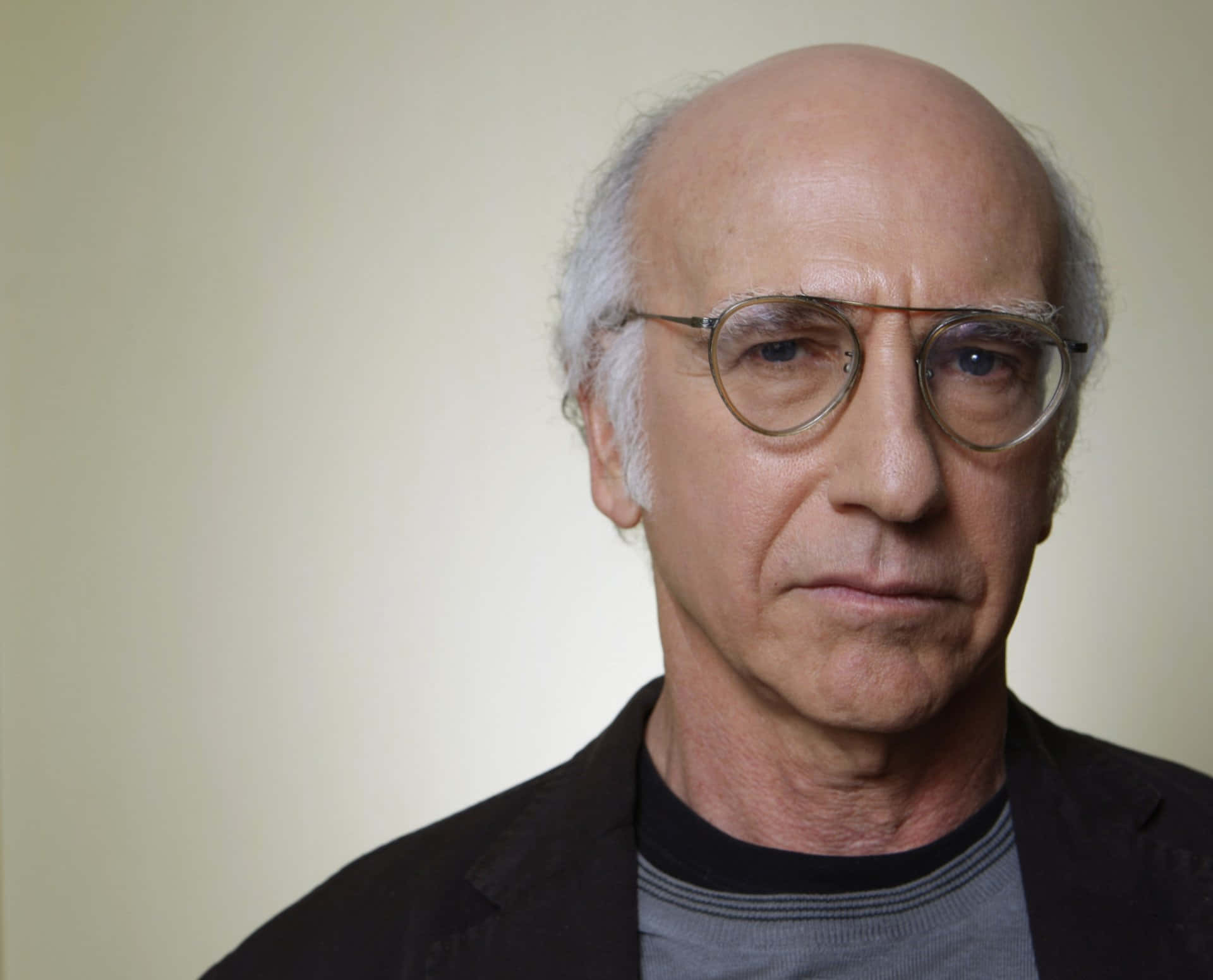 Larry David In His Classic Role As Creator, Writer And Star Of The Hit Show 'curb Your Enthusiasm' Background