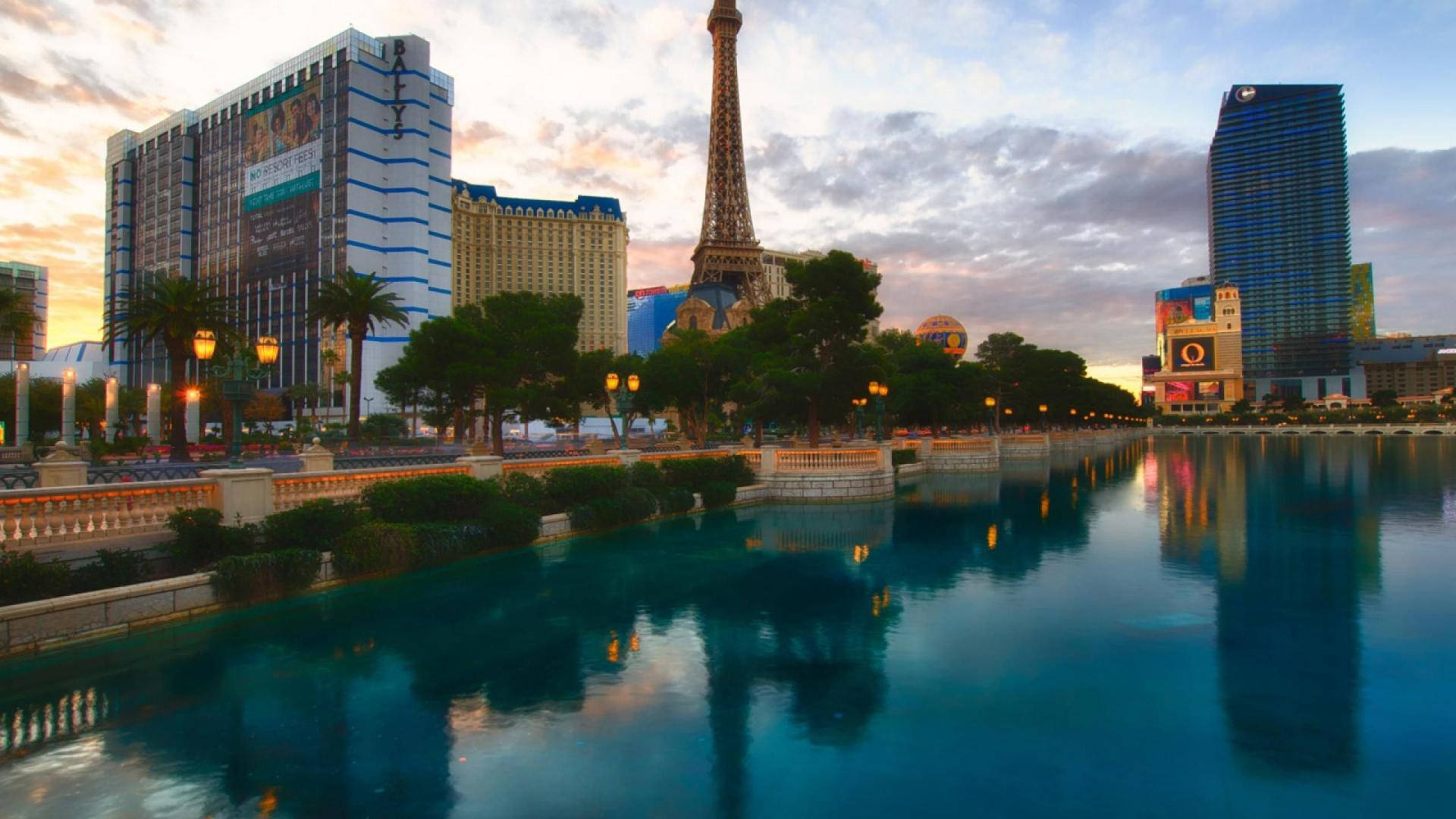 Las Vegas Strip Bellagio No Fountain Background