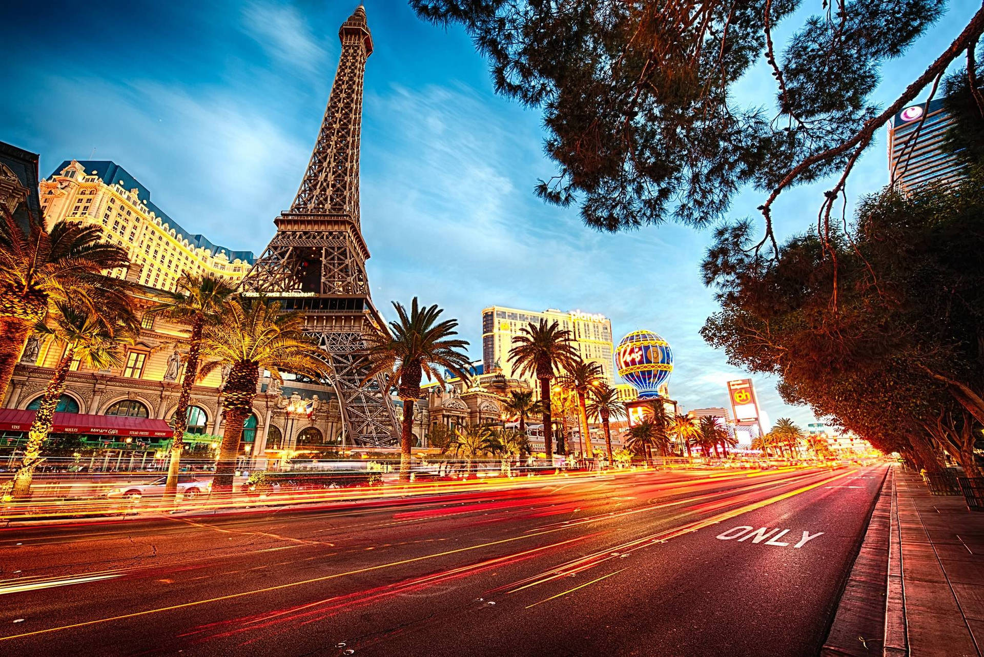 Las Vegas Strip Paris Road Timelapse Background