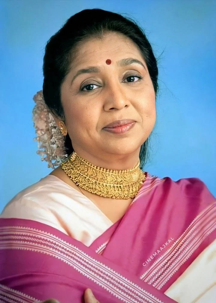 Lata Mangeshkar Lovely Portrait Background