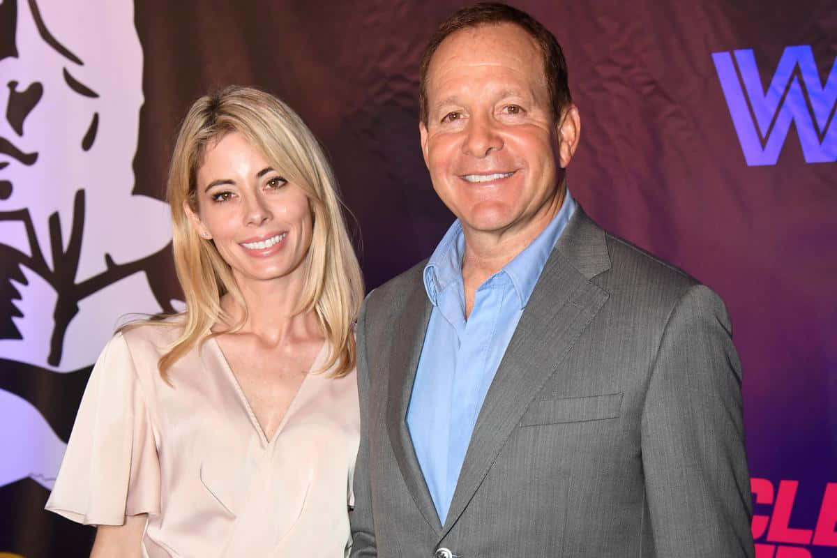 Laughter Guru Steve Guttenberg Background