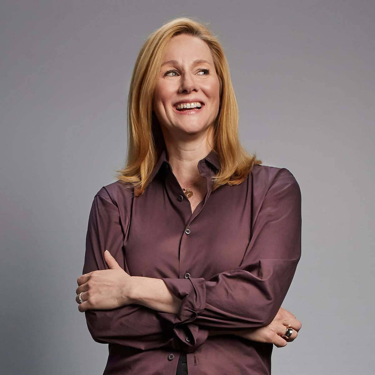 Laura Linney Cross Arms