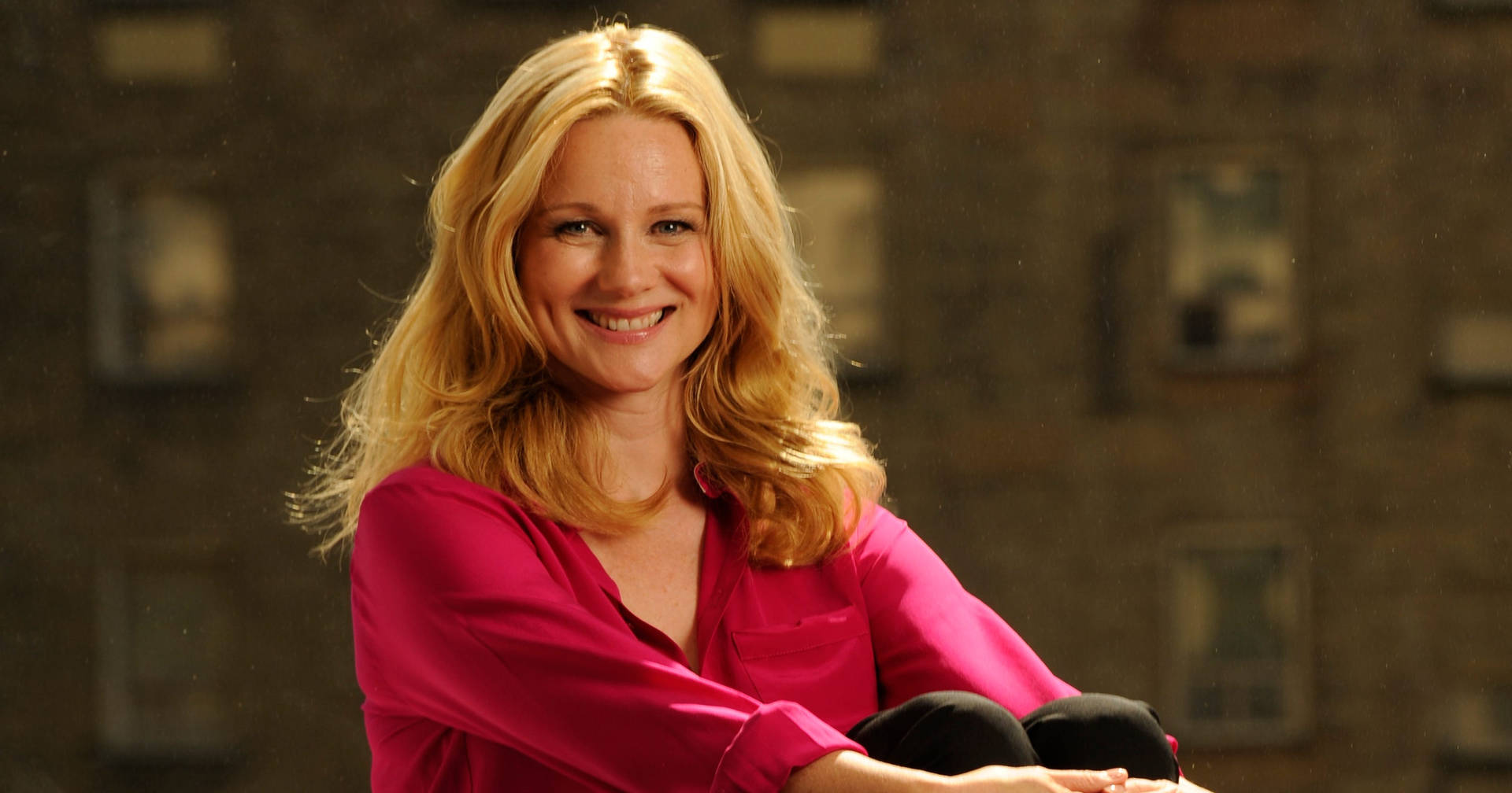 Laura Linney Smile On