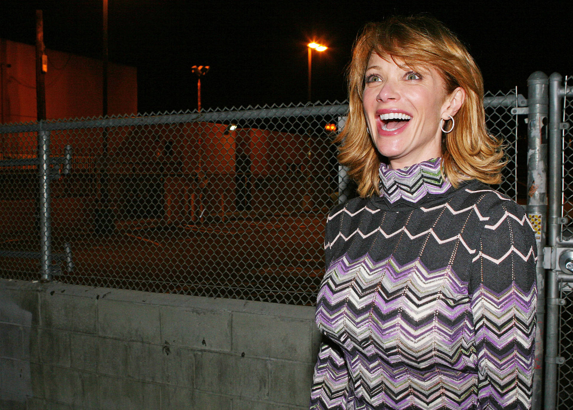 Lauren Holly Laughing Background