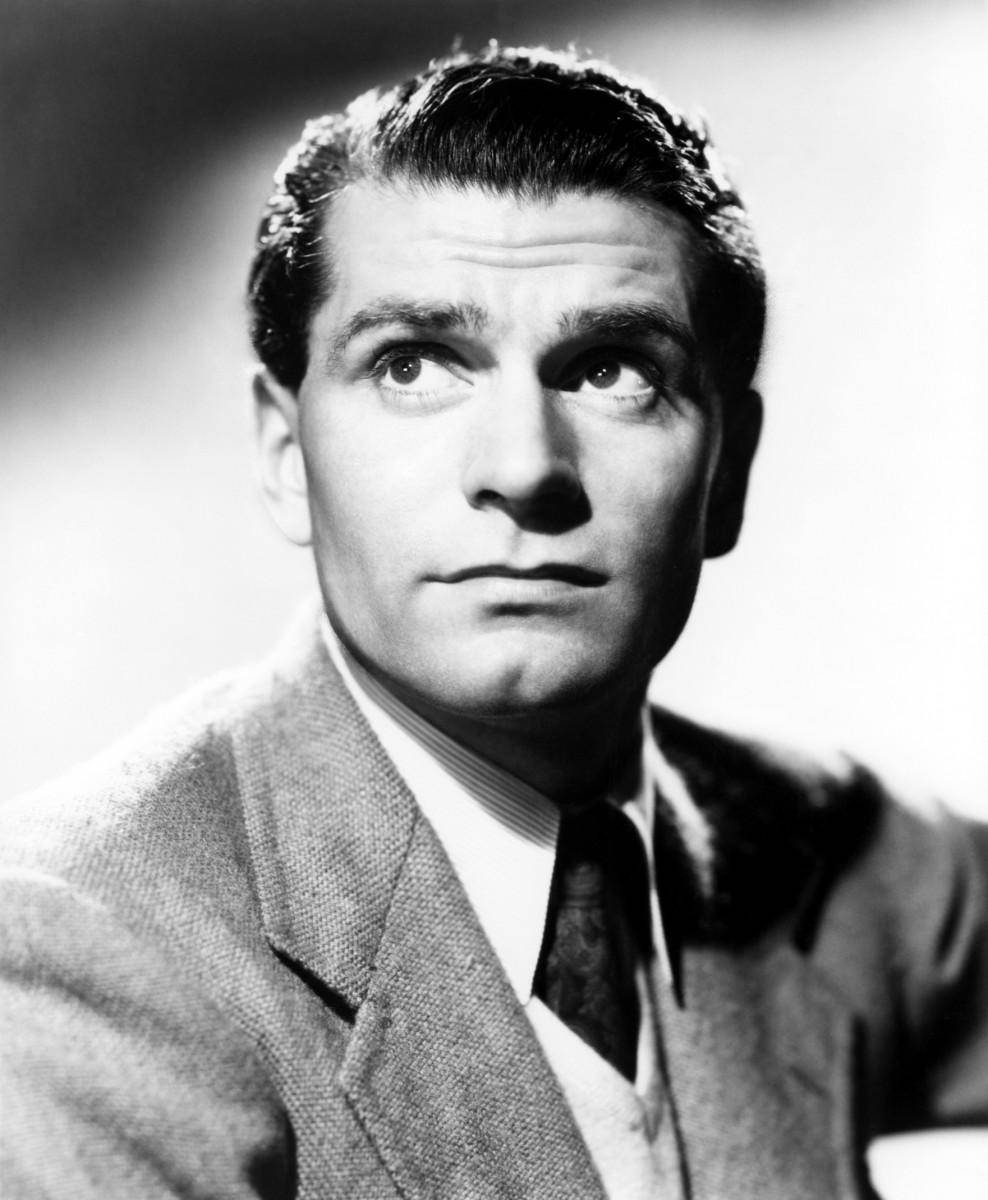 Laurence Olivier Black And White Looking Up Background