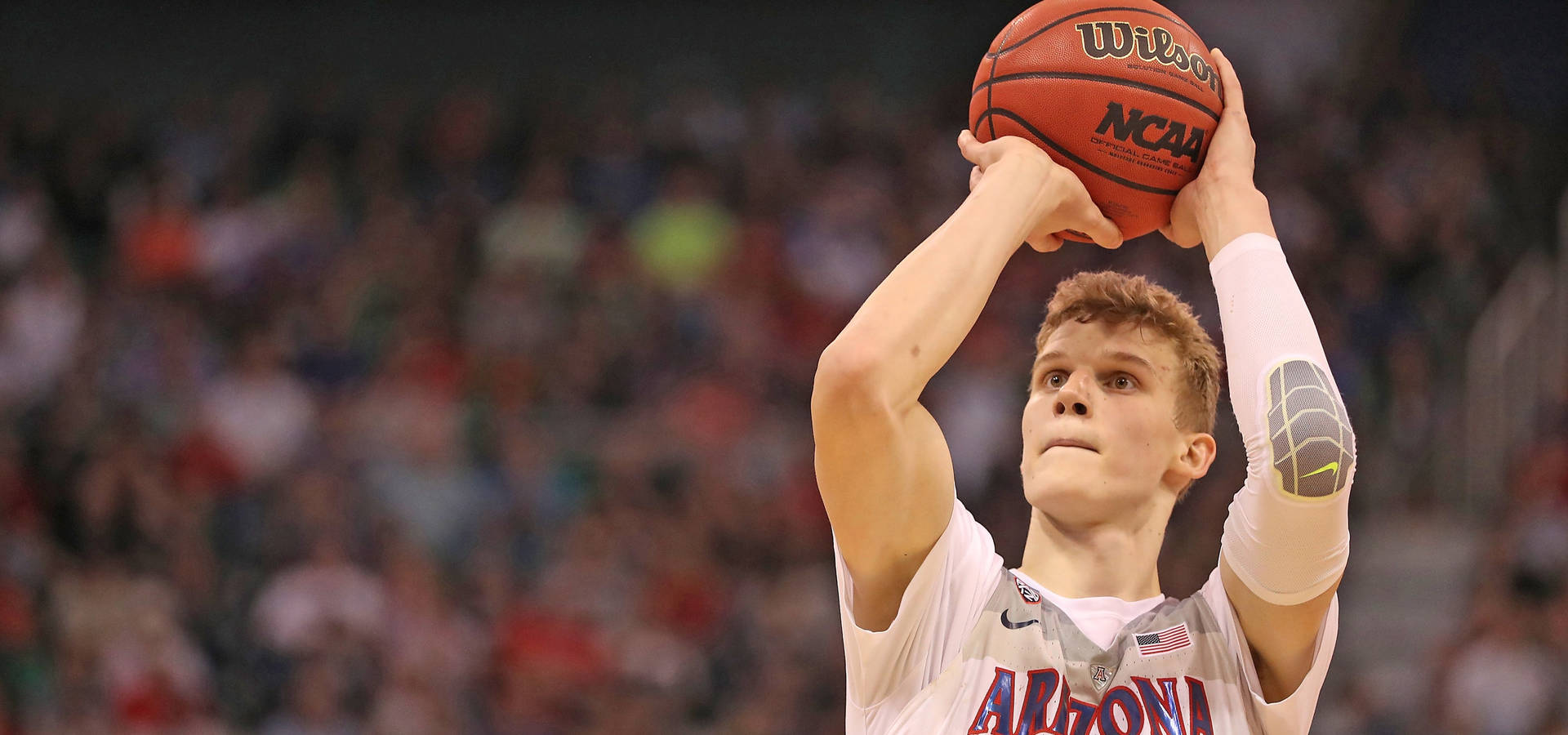 Lauri Markkanen Arizona Basketball Nba Draft Background