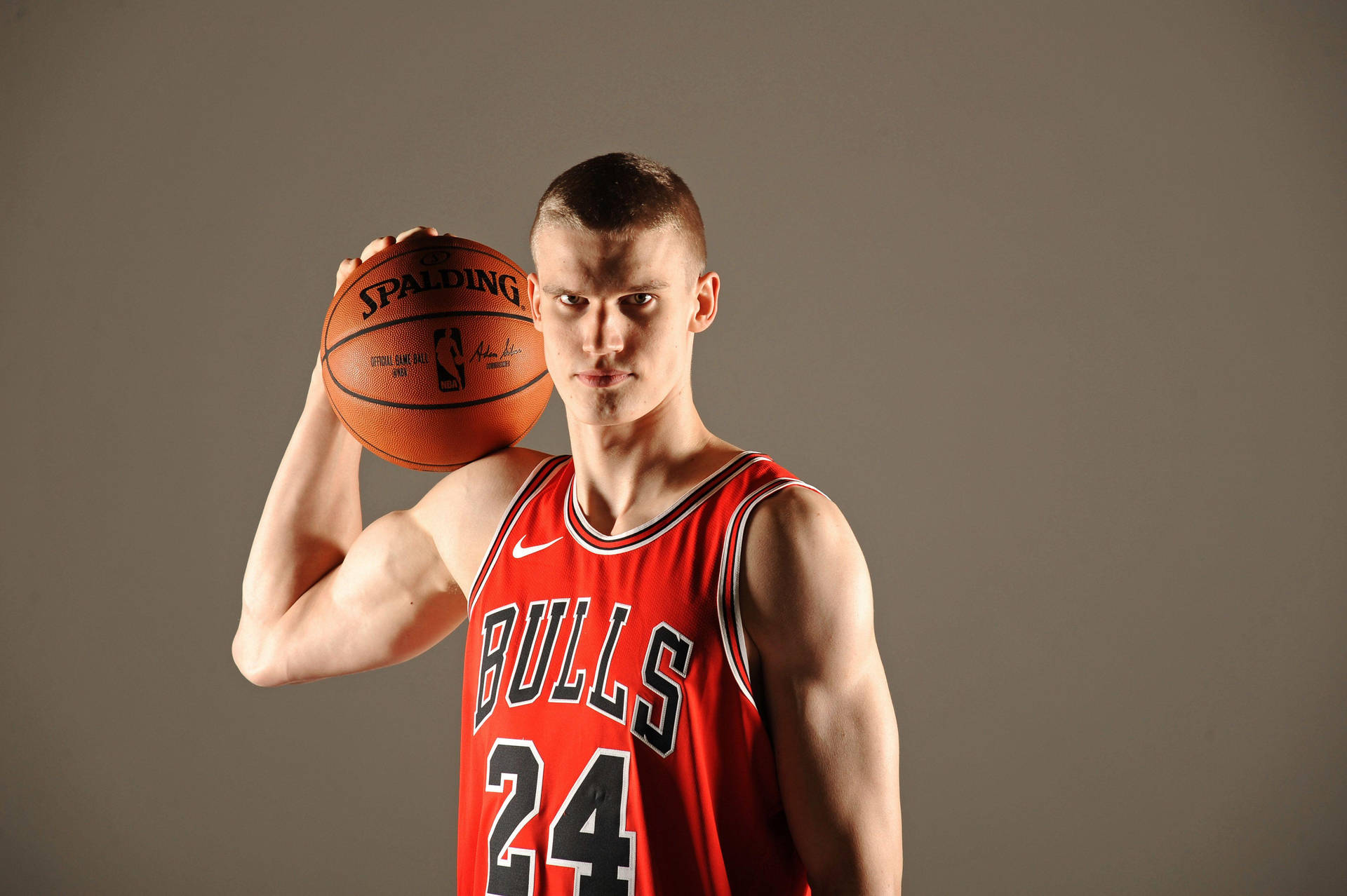 Lauri Markkanen Chicago Bulls Portrait Background