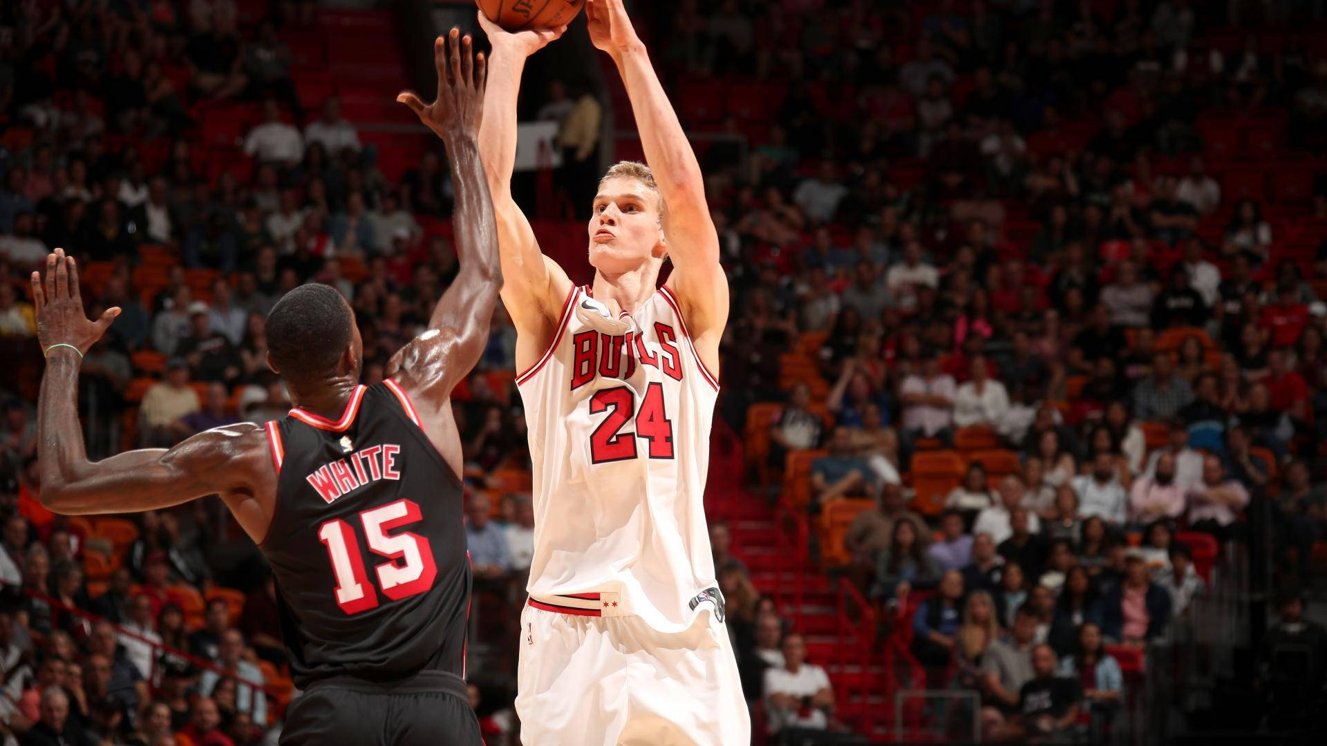 Lauri Markkanen Chicago Bulls Versus Toronto Raptors Background