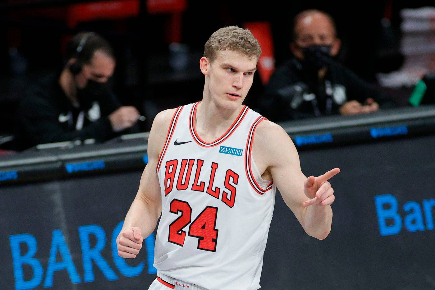 Lauri Markkanen Chicago Bulls Young Finnish