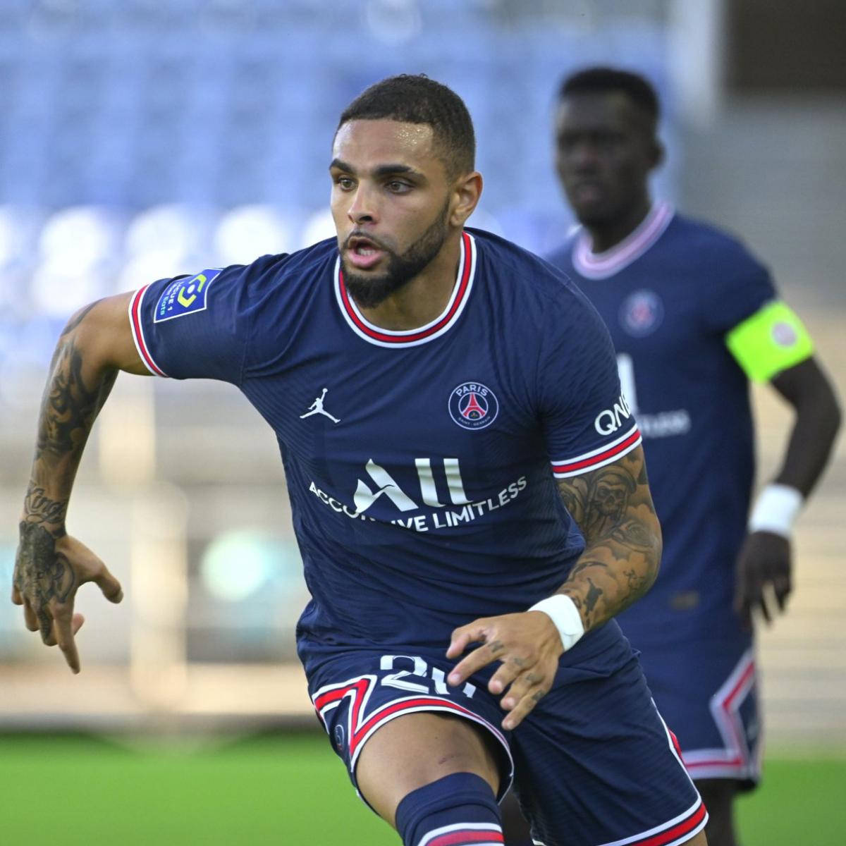 Layvin Kurzawa Running