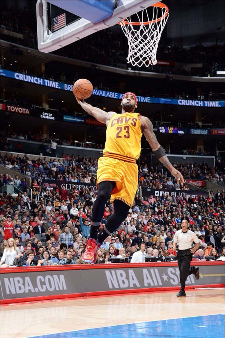 Le Bron James Spectacular Dunk Background