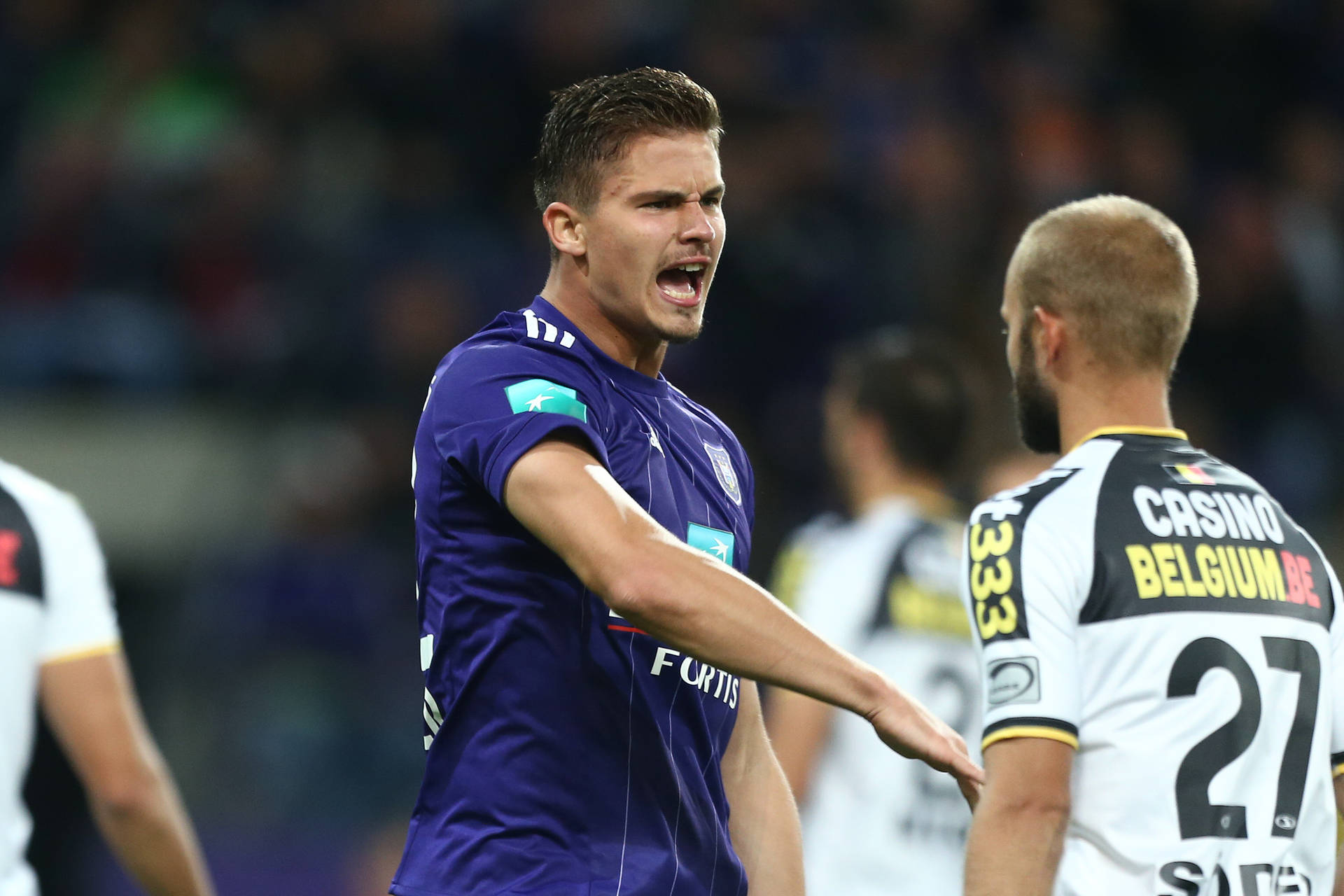 Leander Dendoncker Purple Background