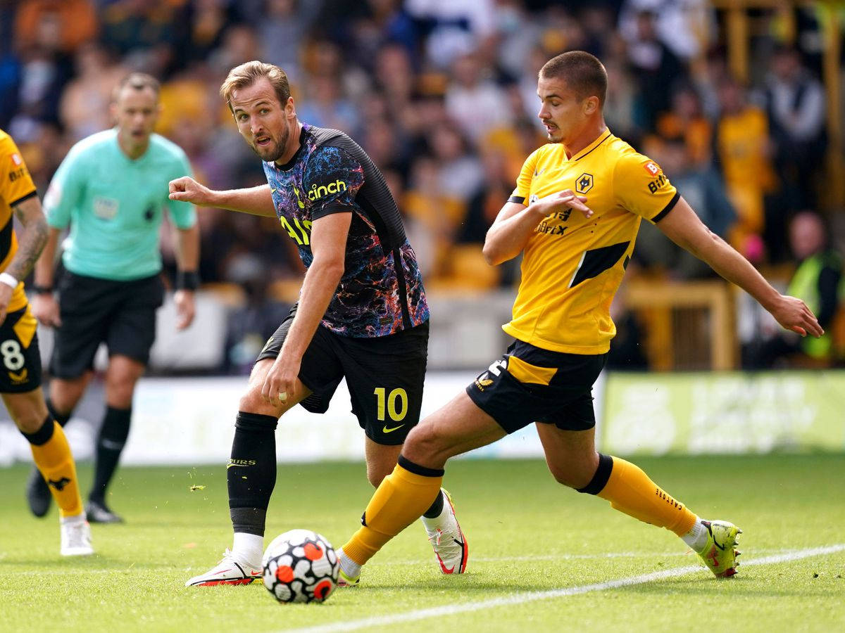 Leander Dendoncker Steal Slide