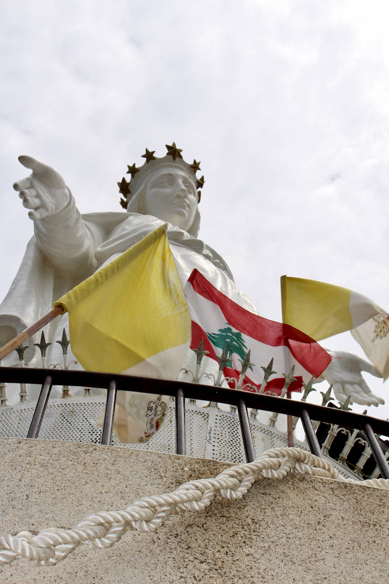 Lebanon Mary Statue Background
