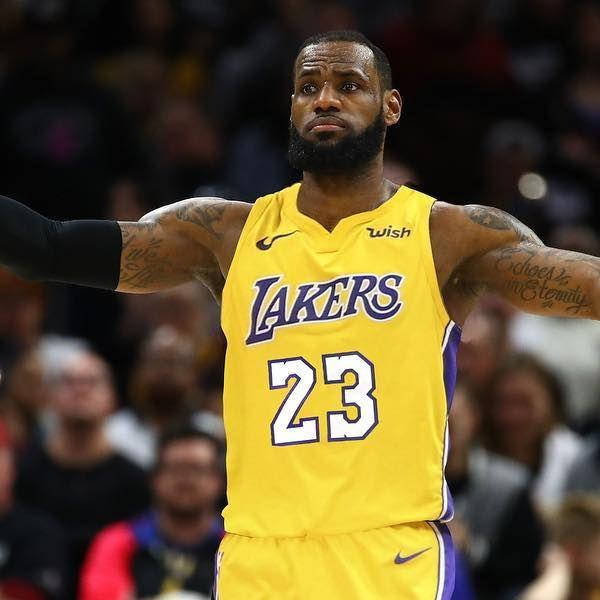 Lebron James Lakers Arms Spread Background