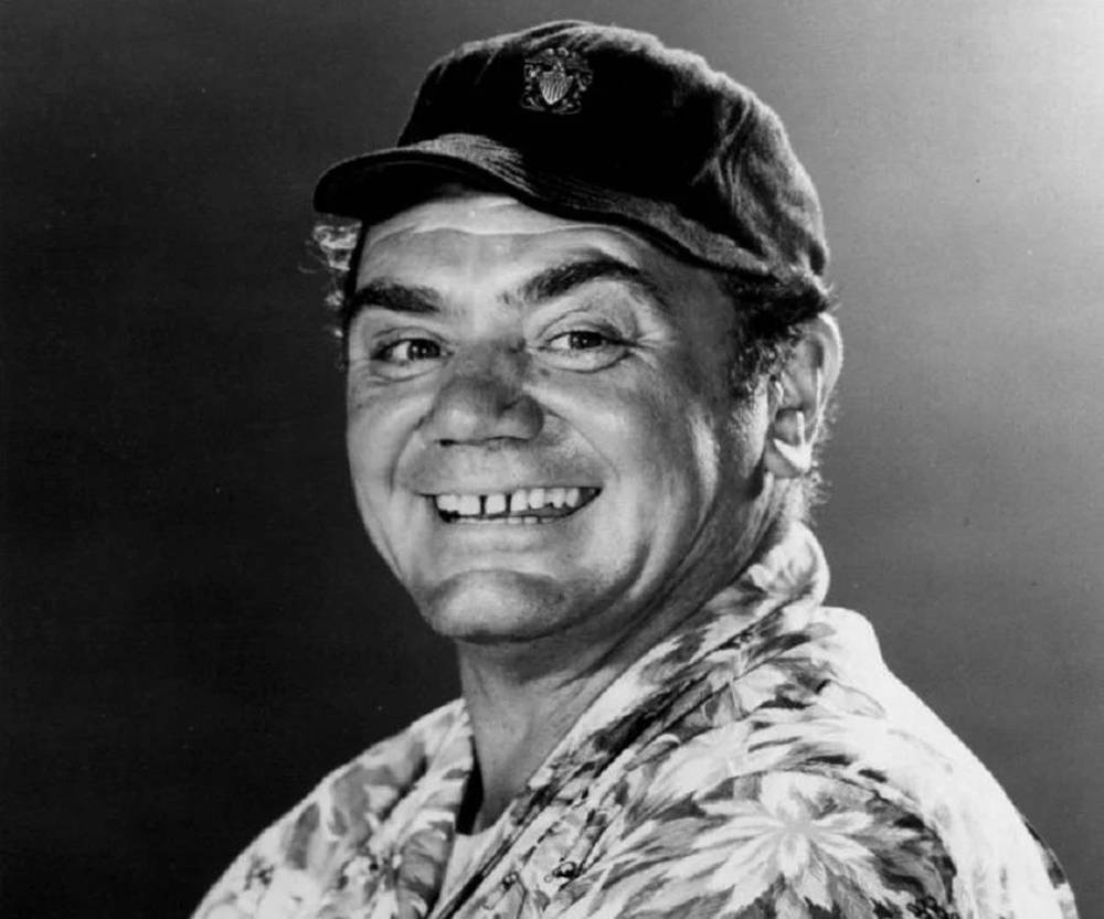 Legendary Actor Ernest Borgnine In A Casual Baseball Cap