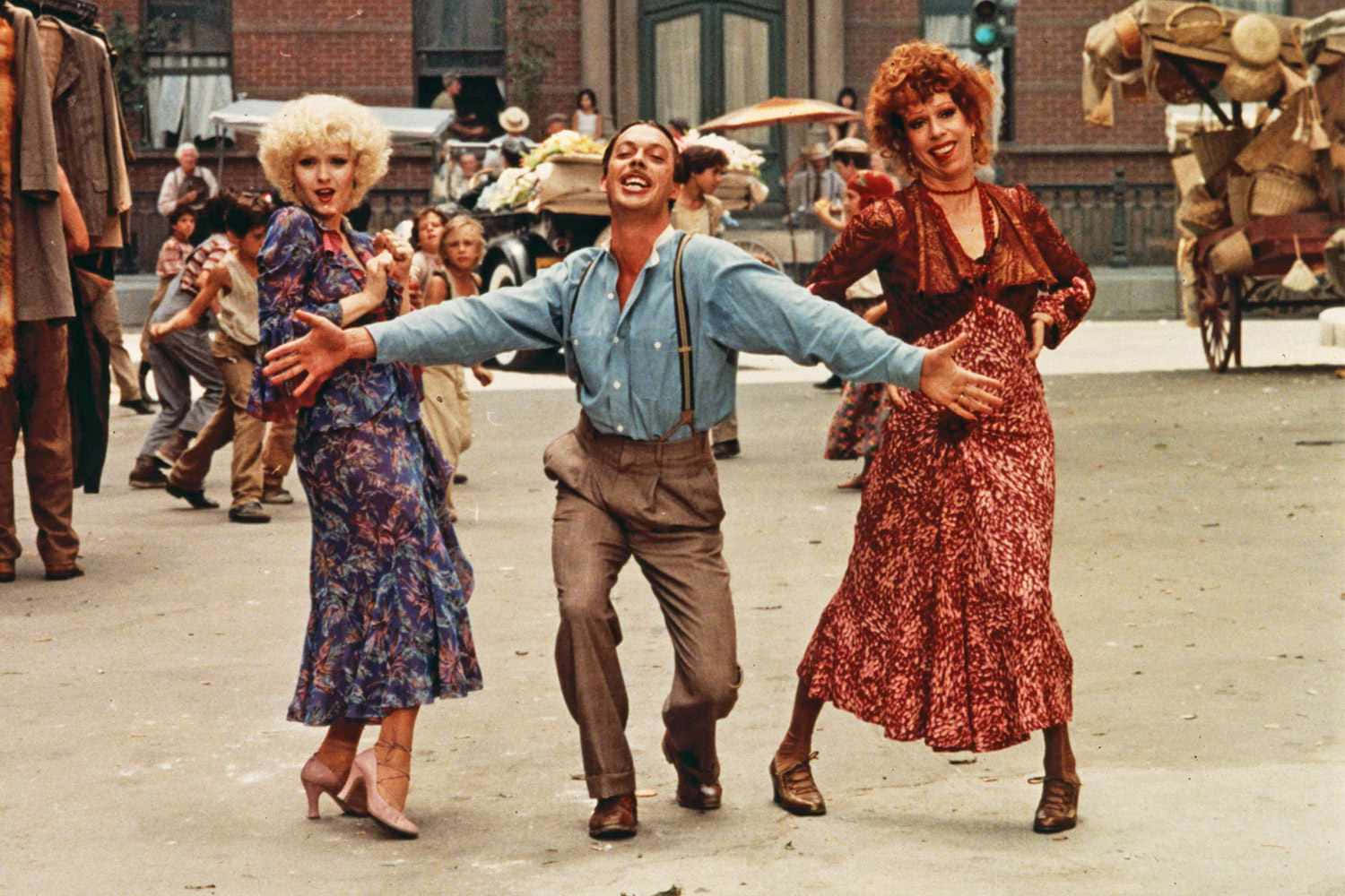 Legendary Actor Tim Curry In His Iconic Role As Dr. Frank-n-furter Background