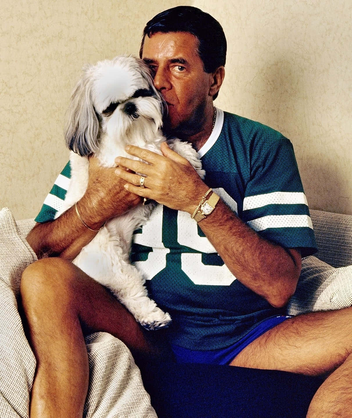 Legendary Comedian And Actor, Jerry Lewis In A Classic Pose Background