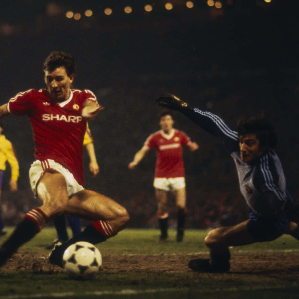 Legendary Footballer Bryan Robson Background