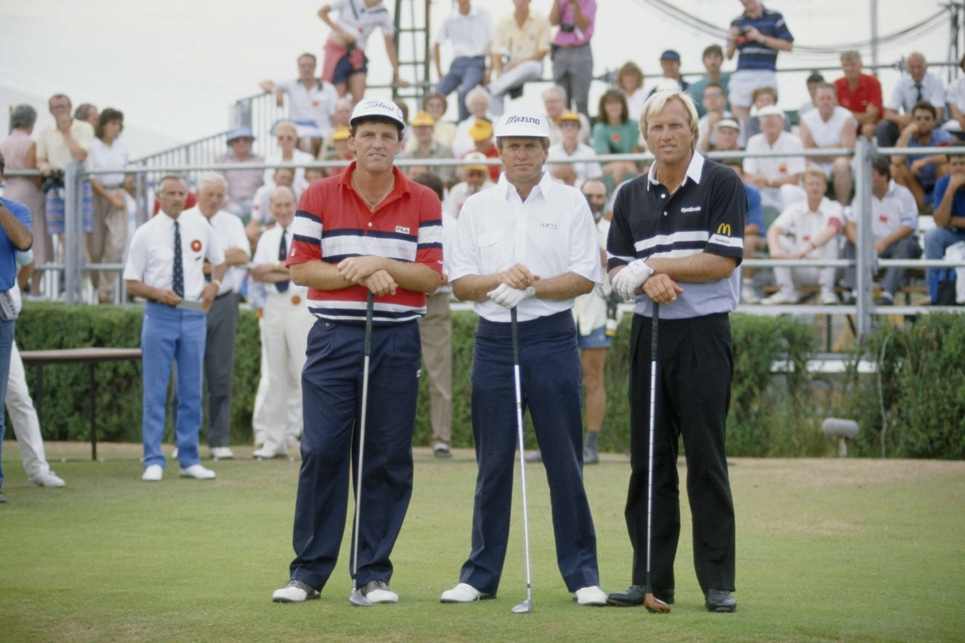 Legendary Golfer Mark Calcavecchia In Action Background