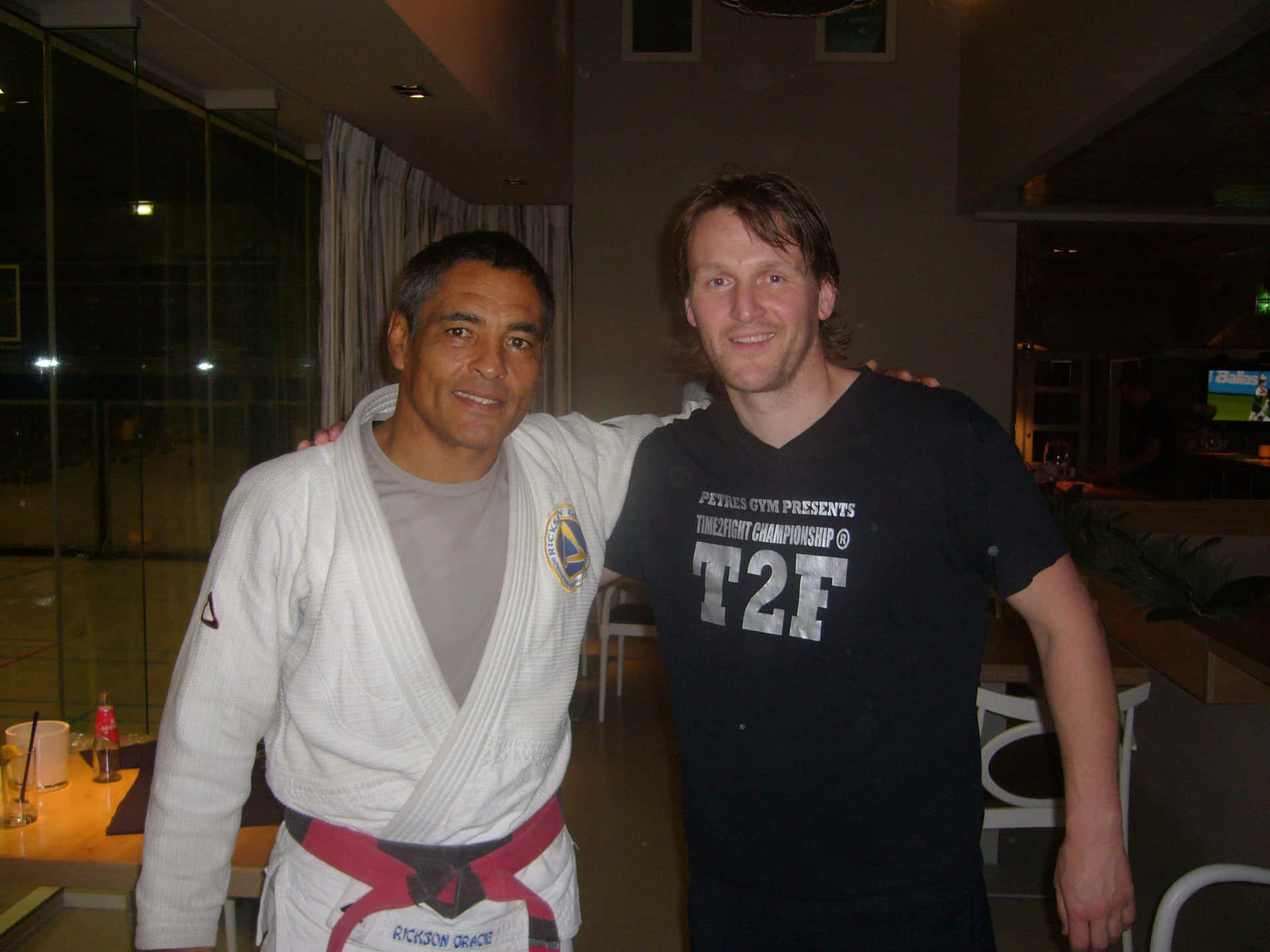 Legendary Jiu-jitsu Master Rickson Gracie In Training Mode Background