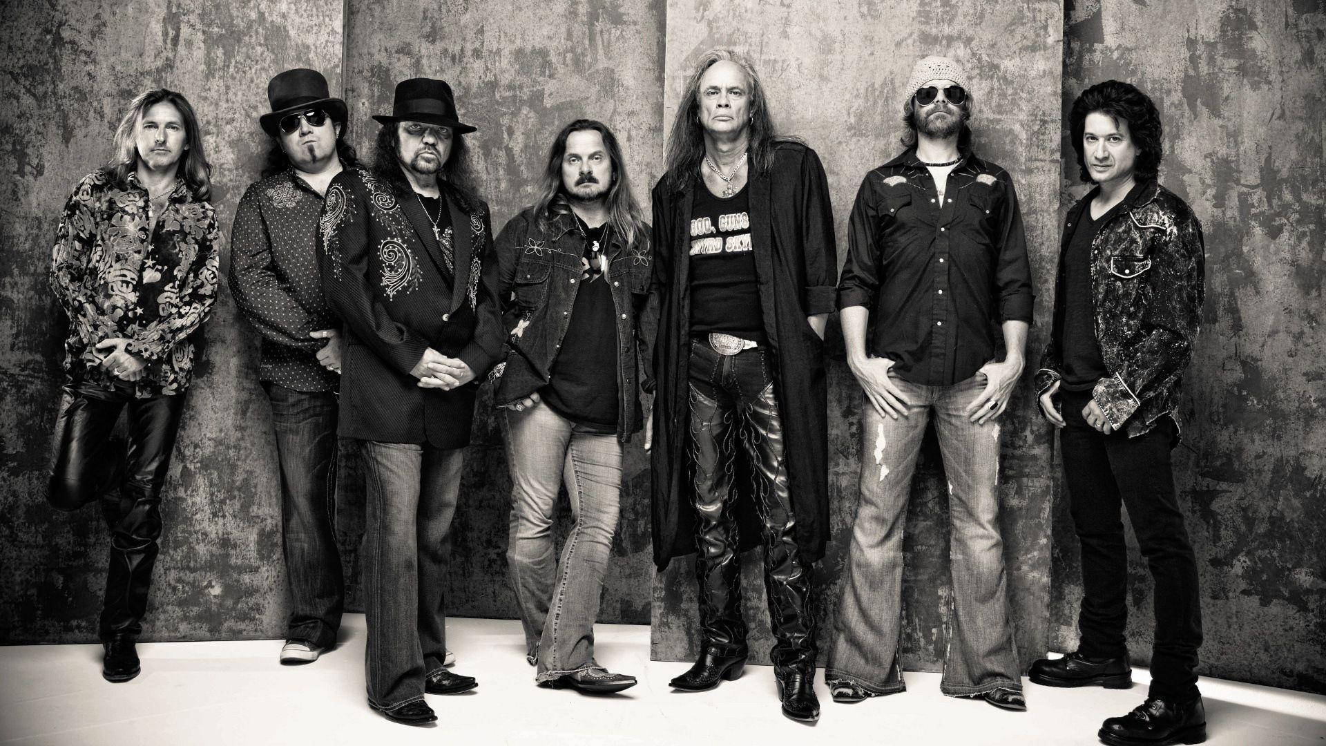 Legendary Lynyrd Skynyrd Band In Greyscale Background