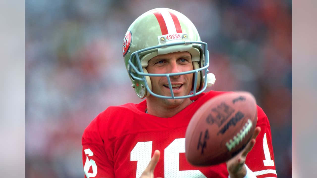 Legendary Quarterback Joe Montana Background