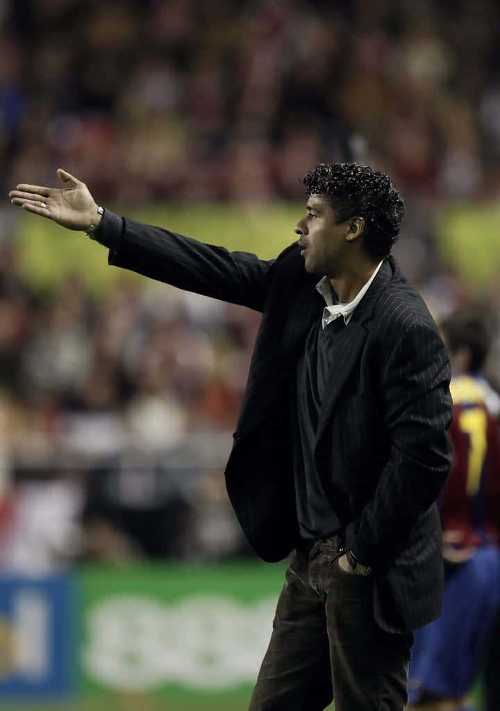 Legendary Sports Manager Frank Rijkaard Background