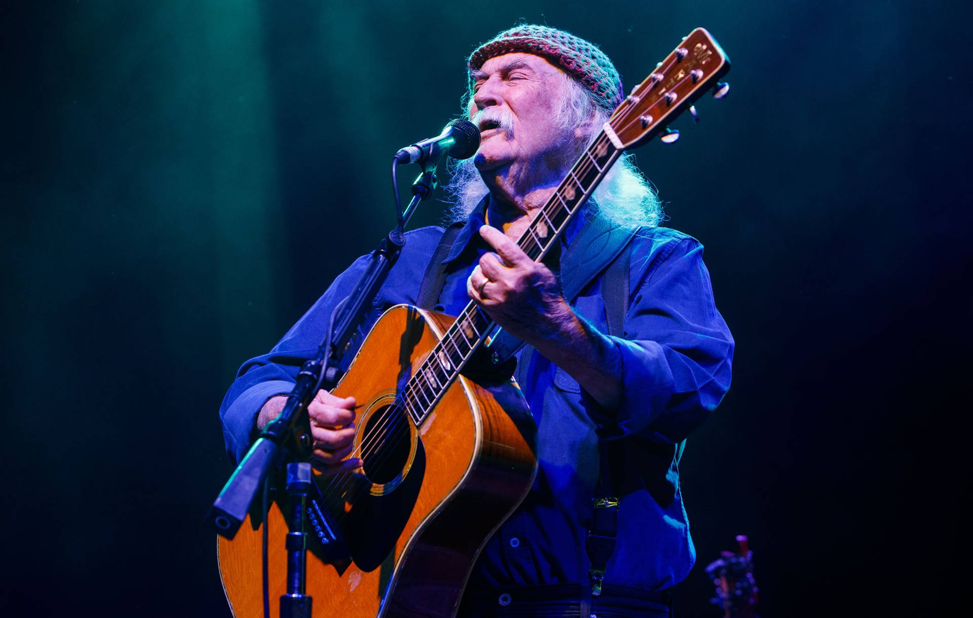 Legendary Trio - Crosby, Stills And Nash Perform Live