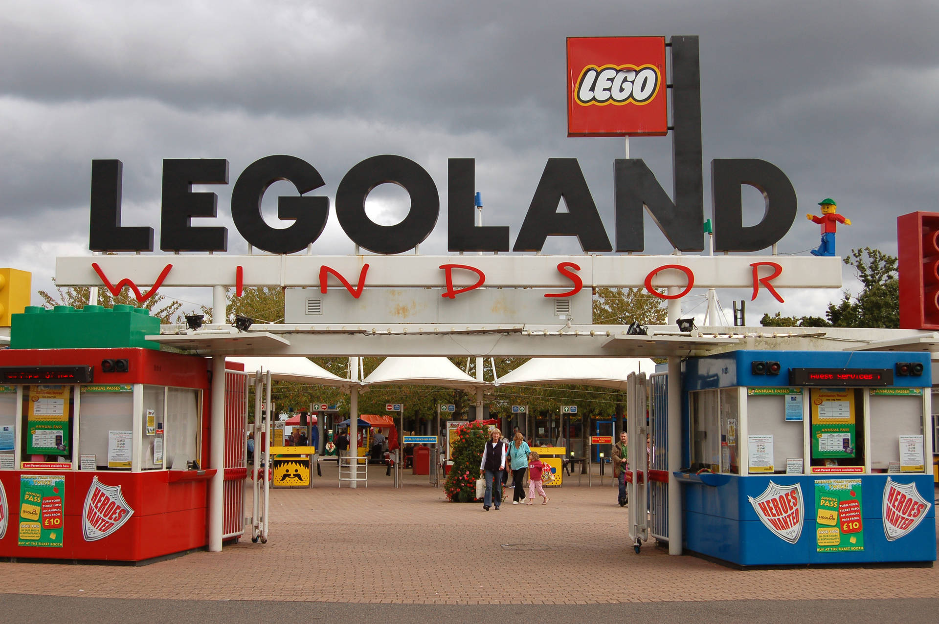 Legoland Windsor Background