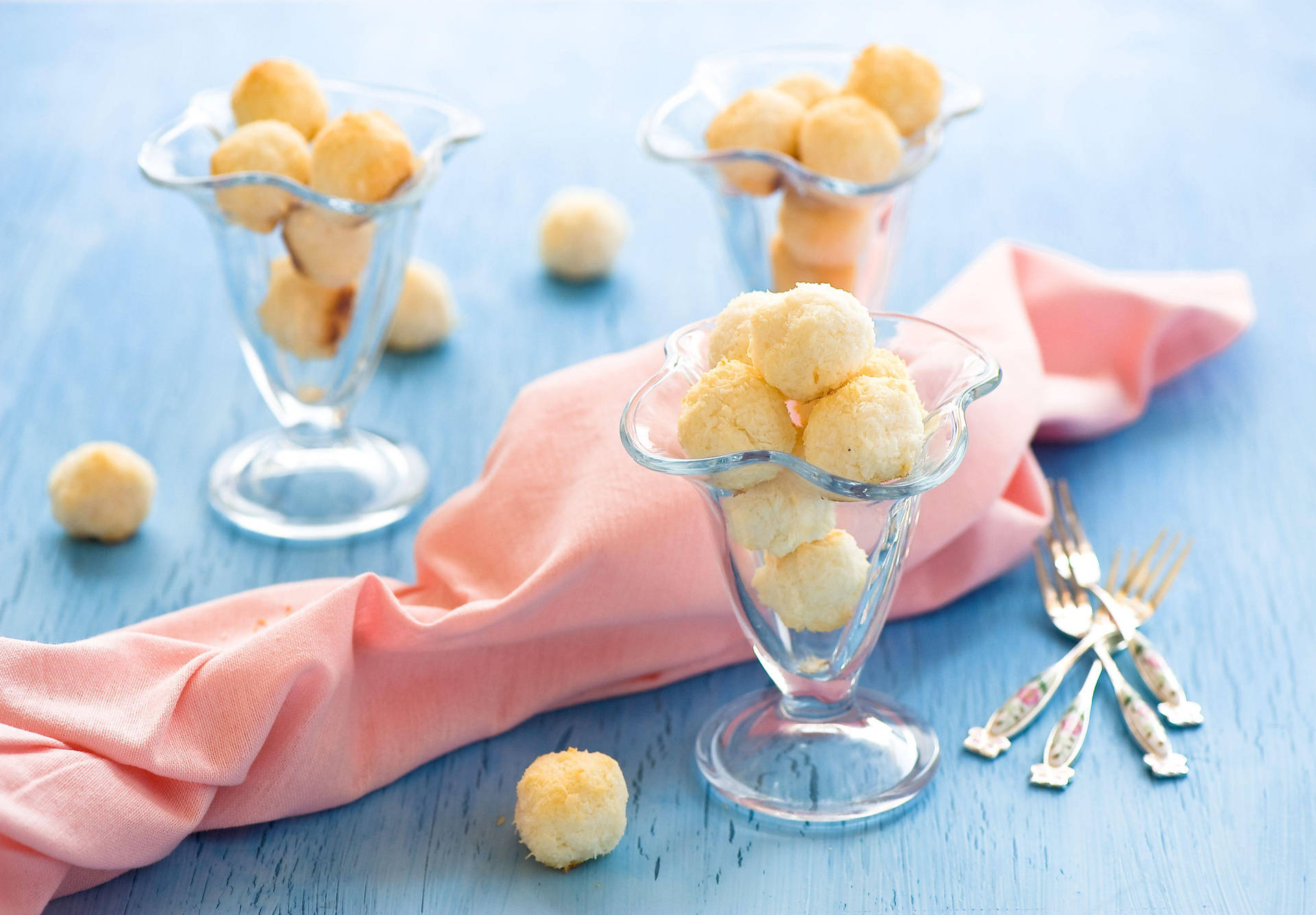 Lemon Bites Desserts Background