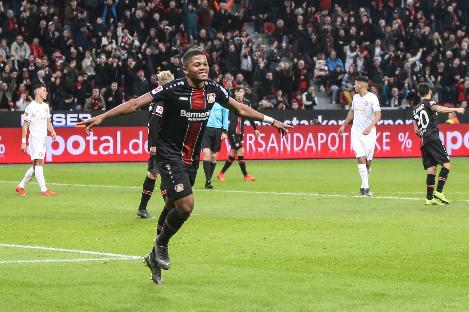 Leon Bailey Running Arms Wide