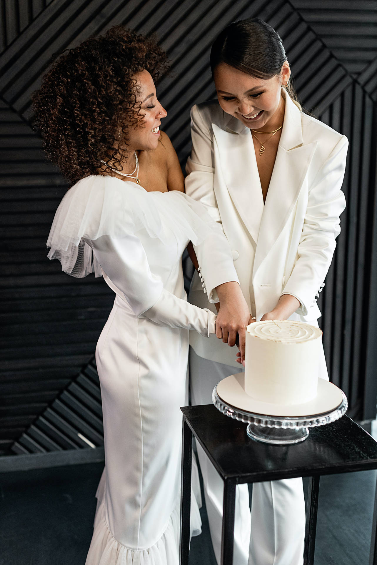 Lesbian Girl Wedding Cake Background