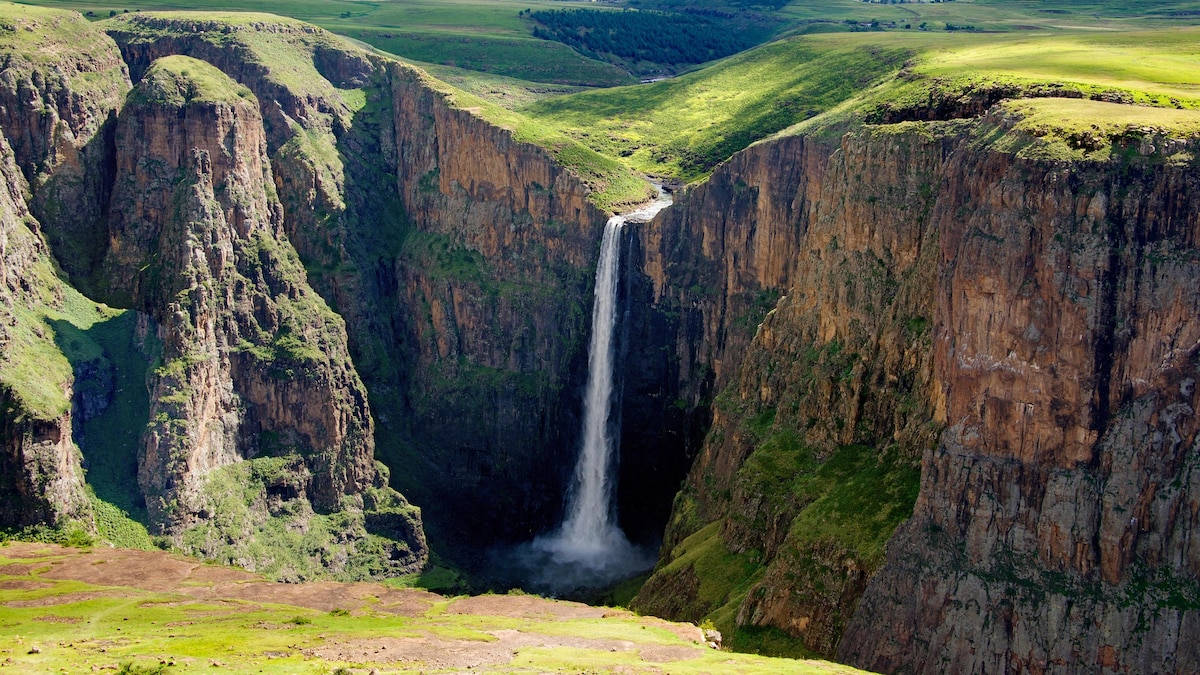 Lesotho Waterfall From Angle Background