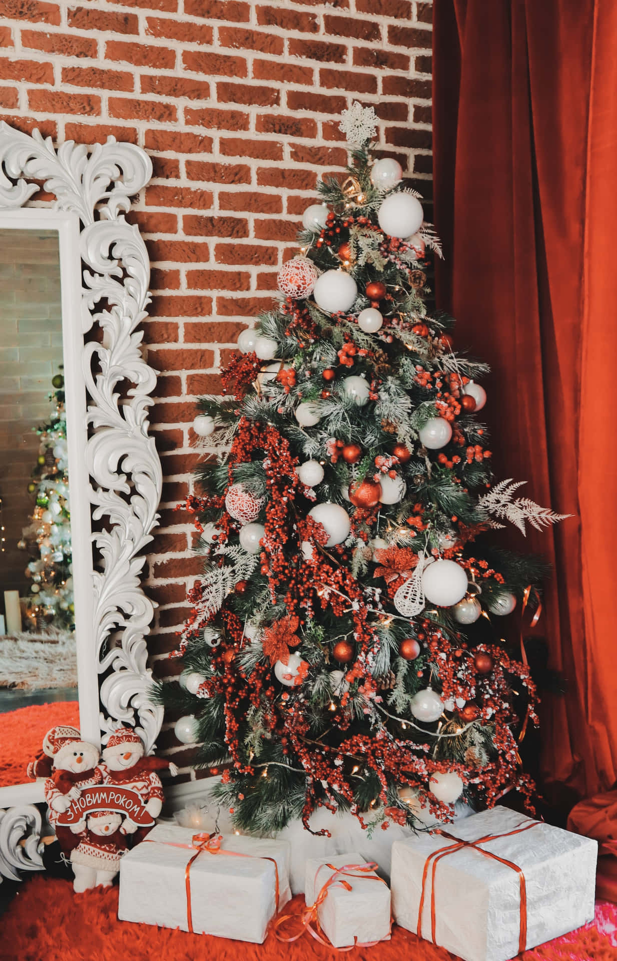 Let Christmas Feelings Envelop Your Home With This Beautiful Aesthetic Christmas Tree