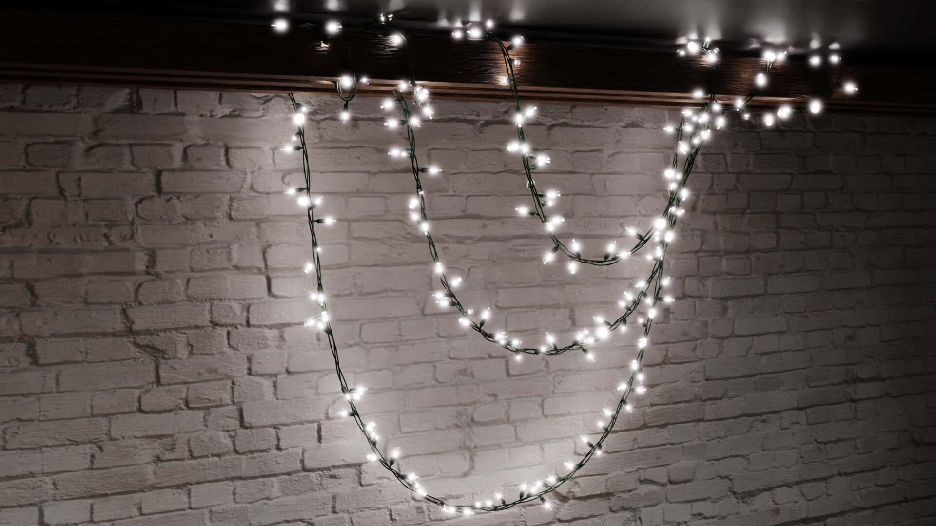 Let The Magic Of The Holidays Light Up Your Life! Background