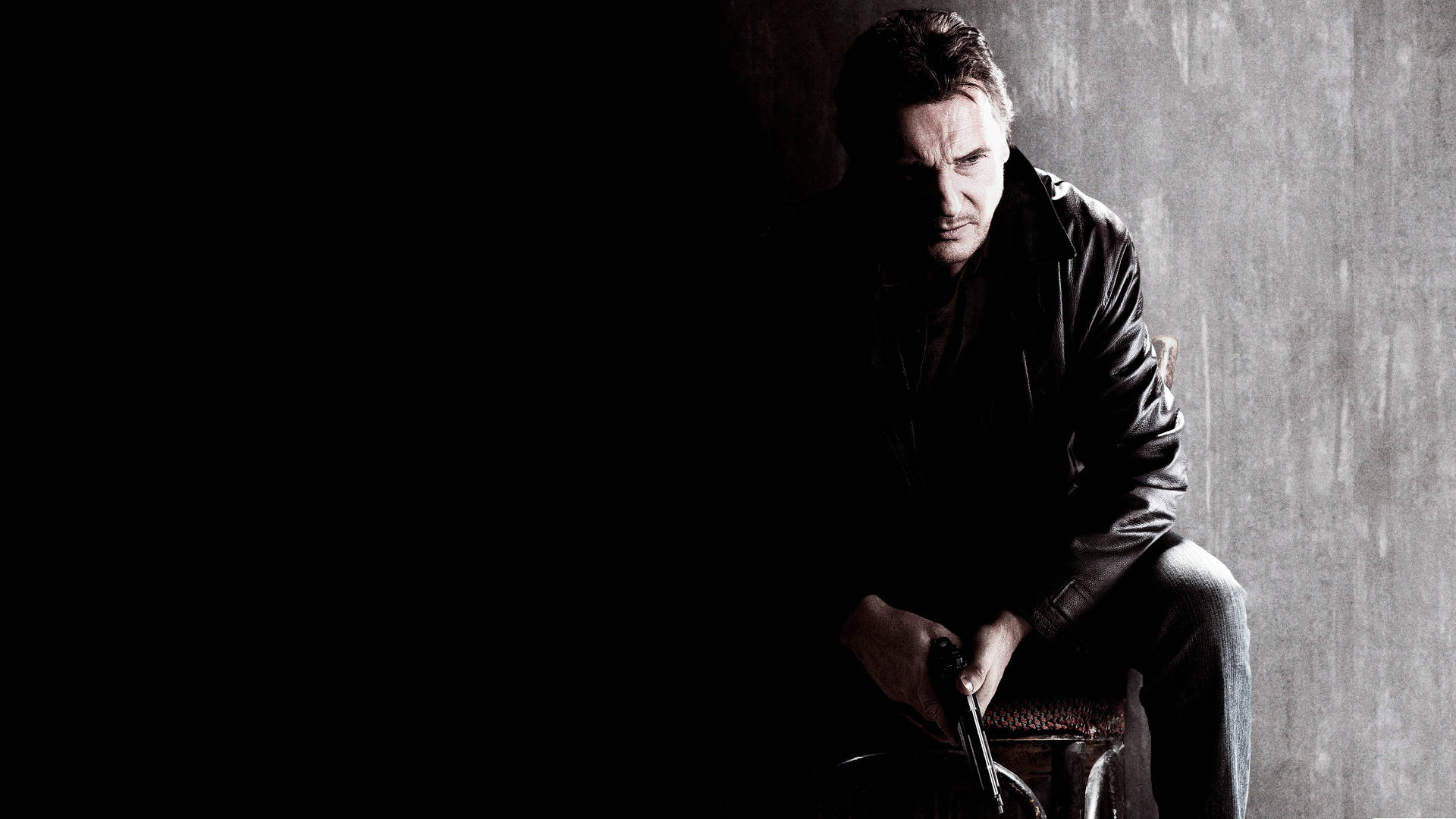 Liam Neeson Dark Black Raining Taken 2 Background