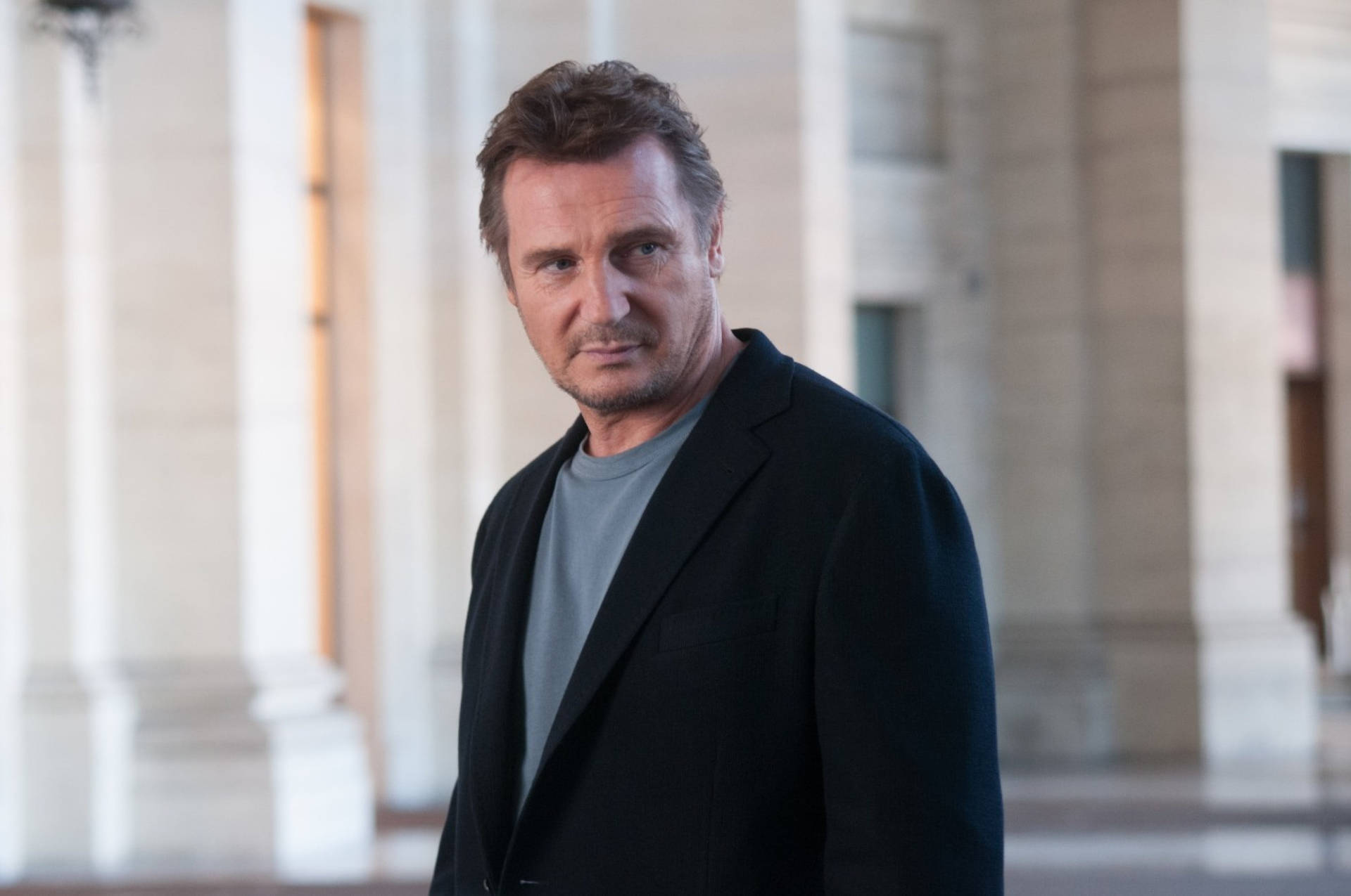 Liam Neeson Side Look Third Person Movie