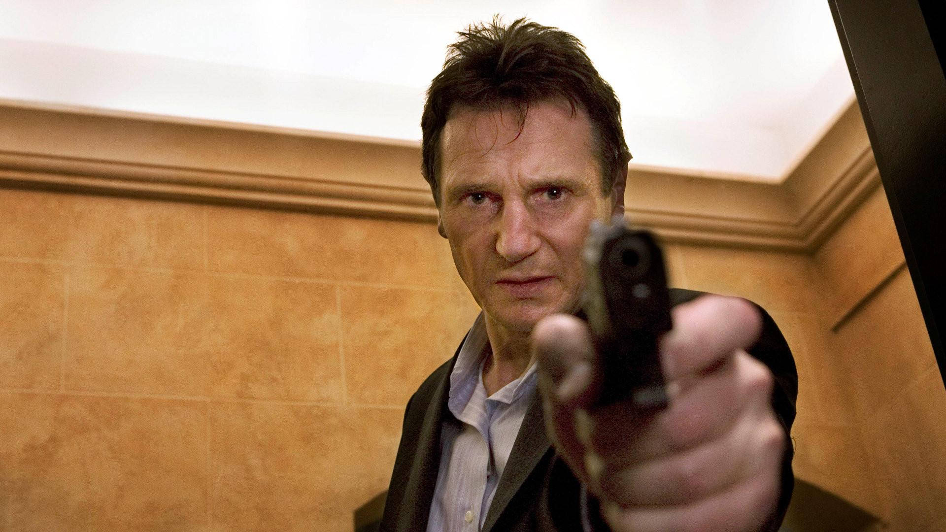 Liam Neeson Taken Point Gun Ex-cia Officer