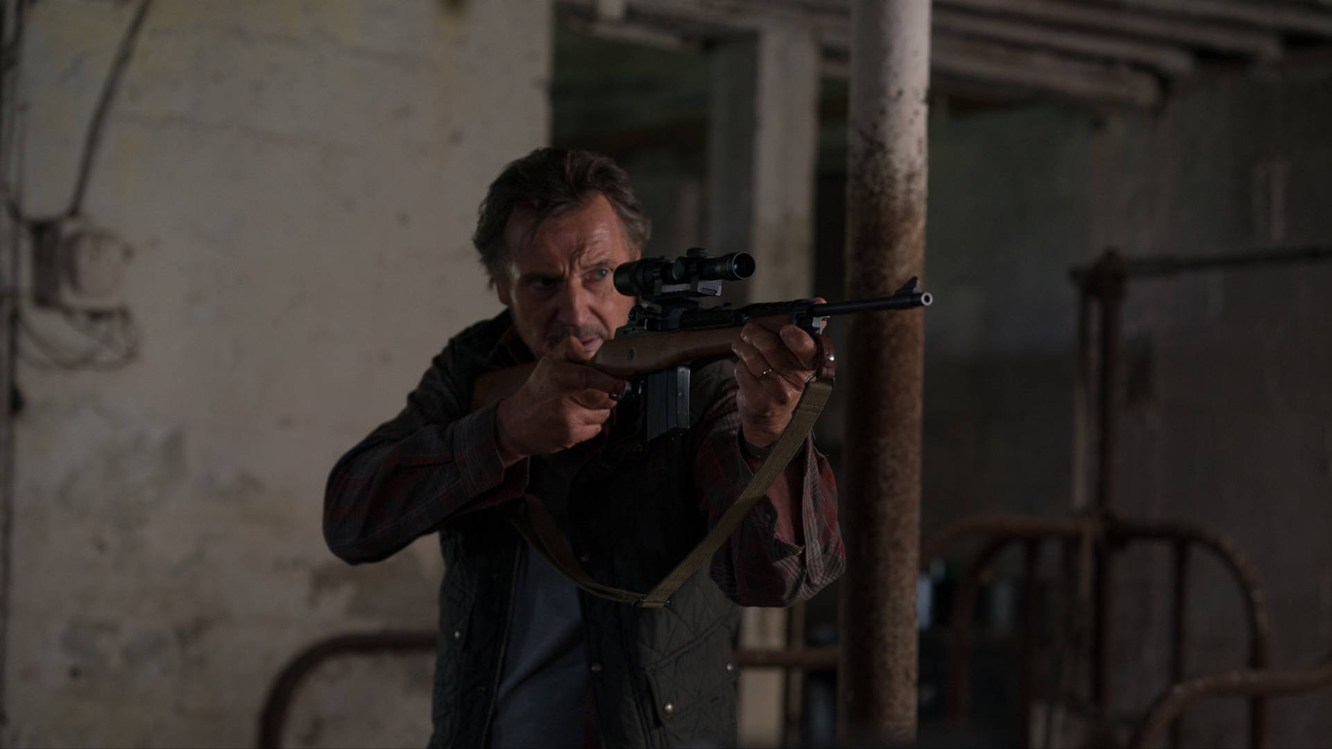 Liam Neeson The Marksman Shooting Gun Background