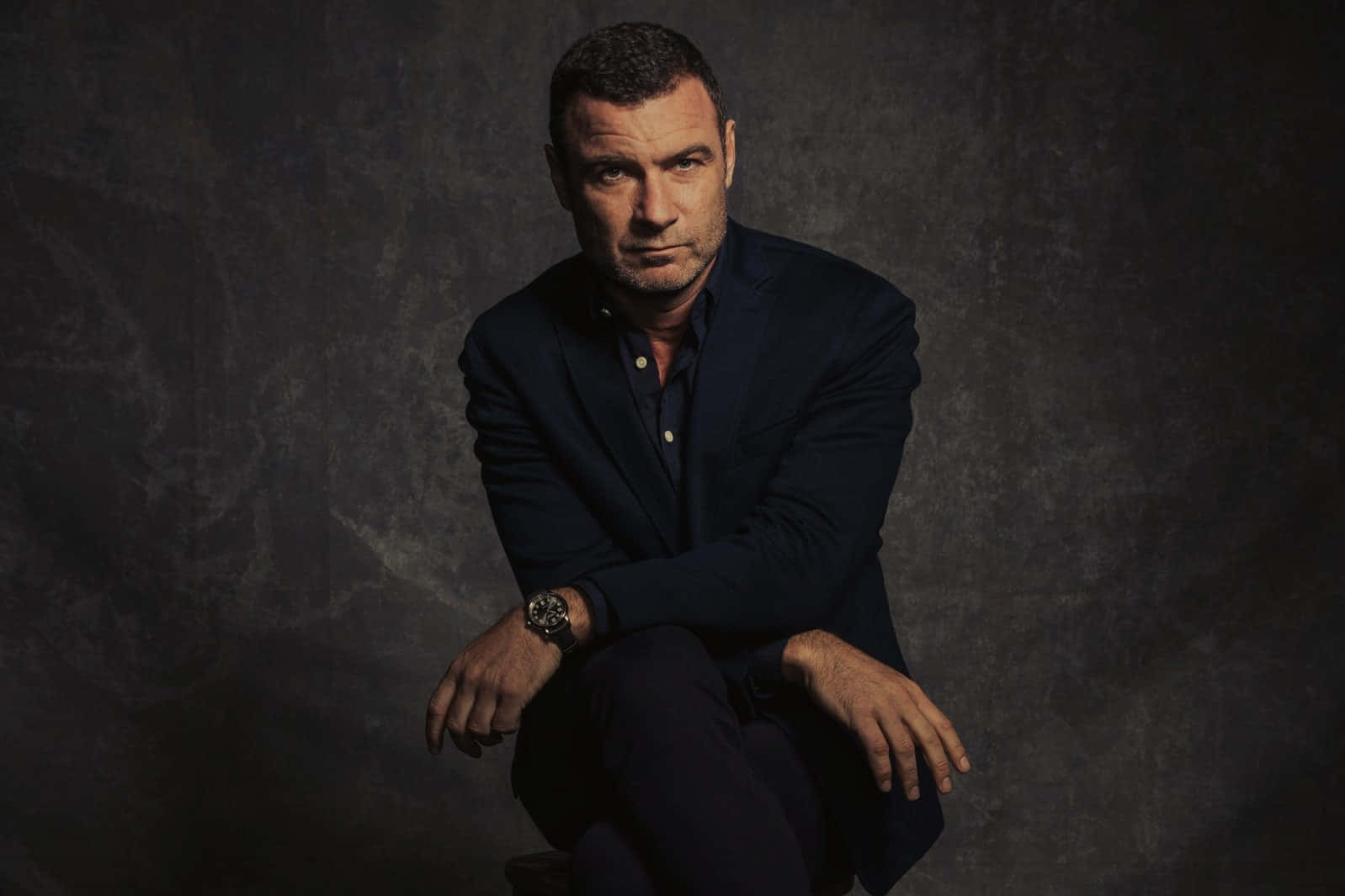Liev Schreiber Background