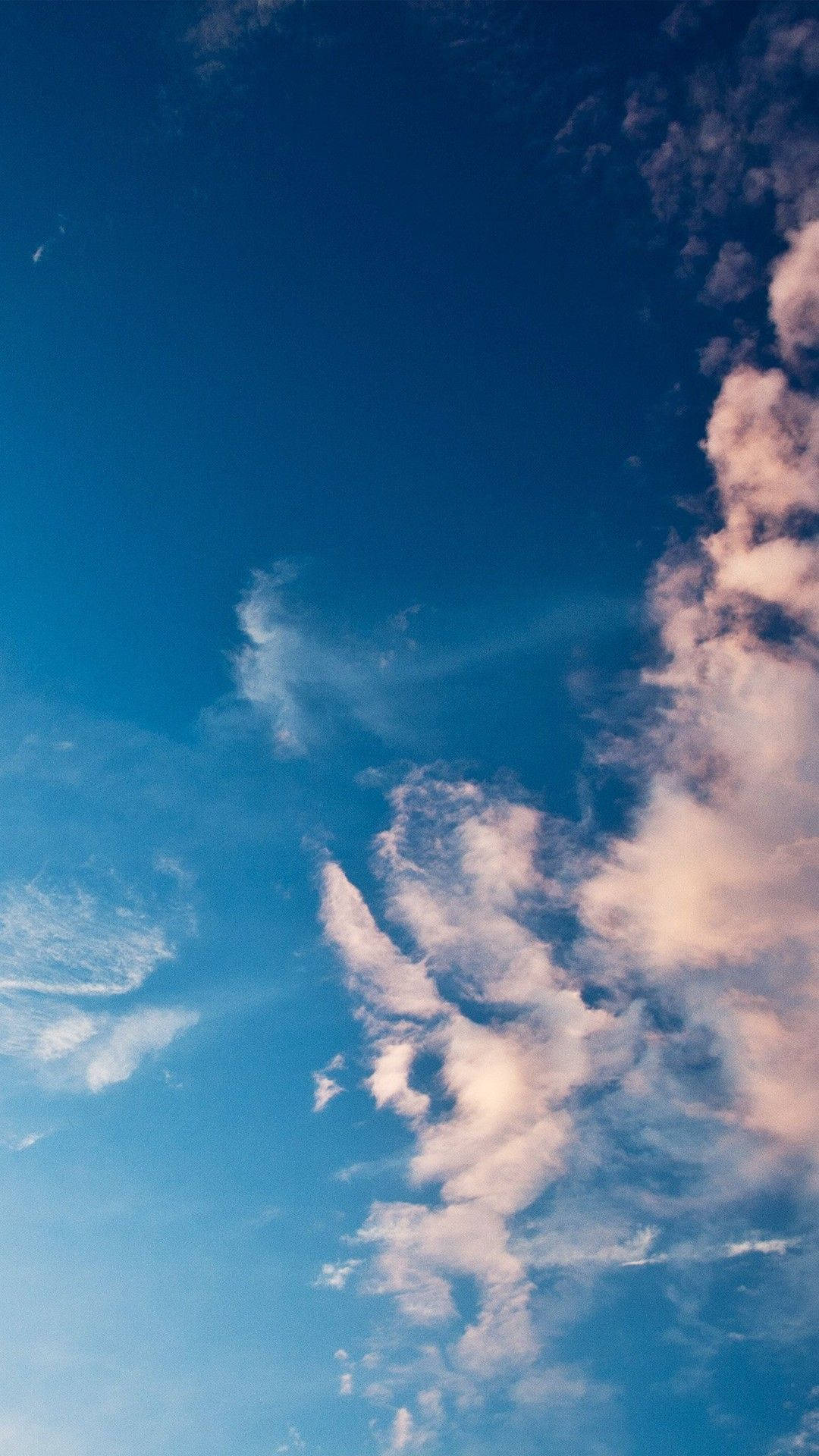 Light Blue Aesthetic Wispy Clouds Background