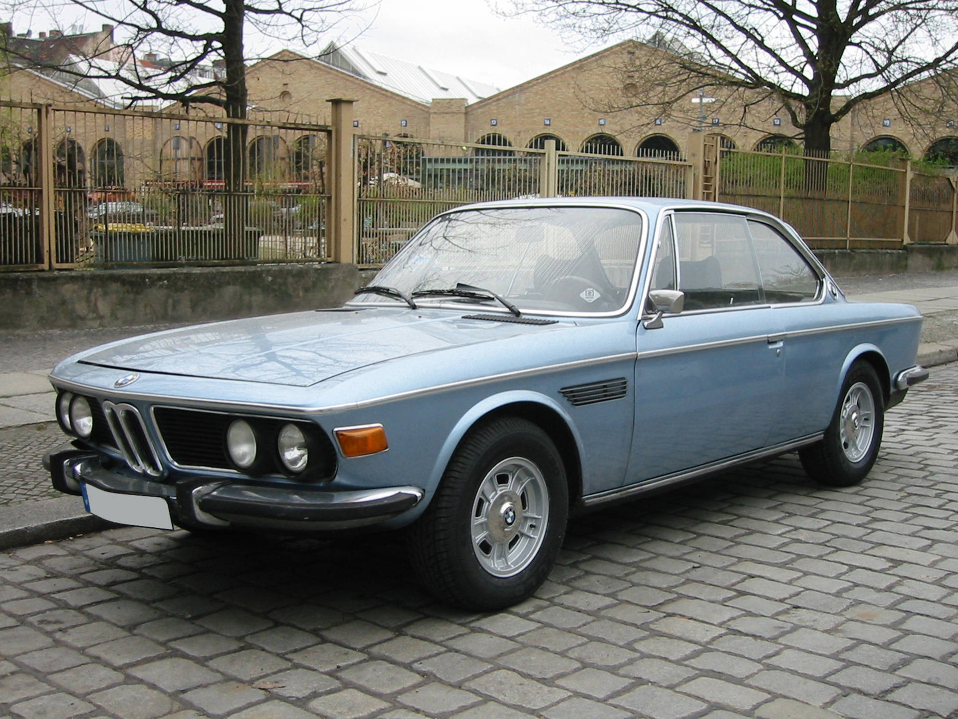 Light Blue Bmw E9 Background