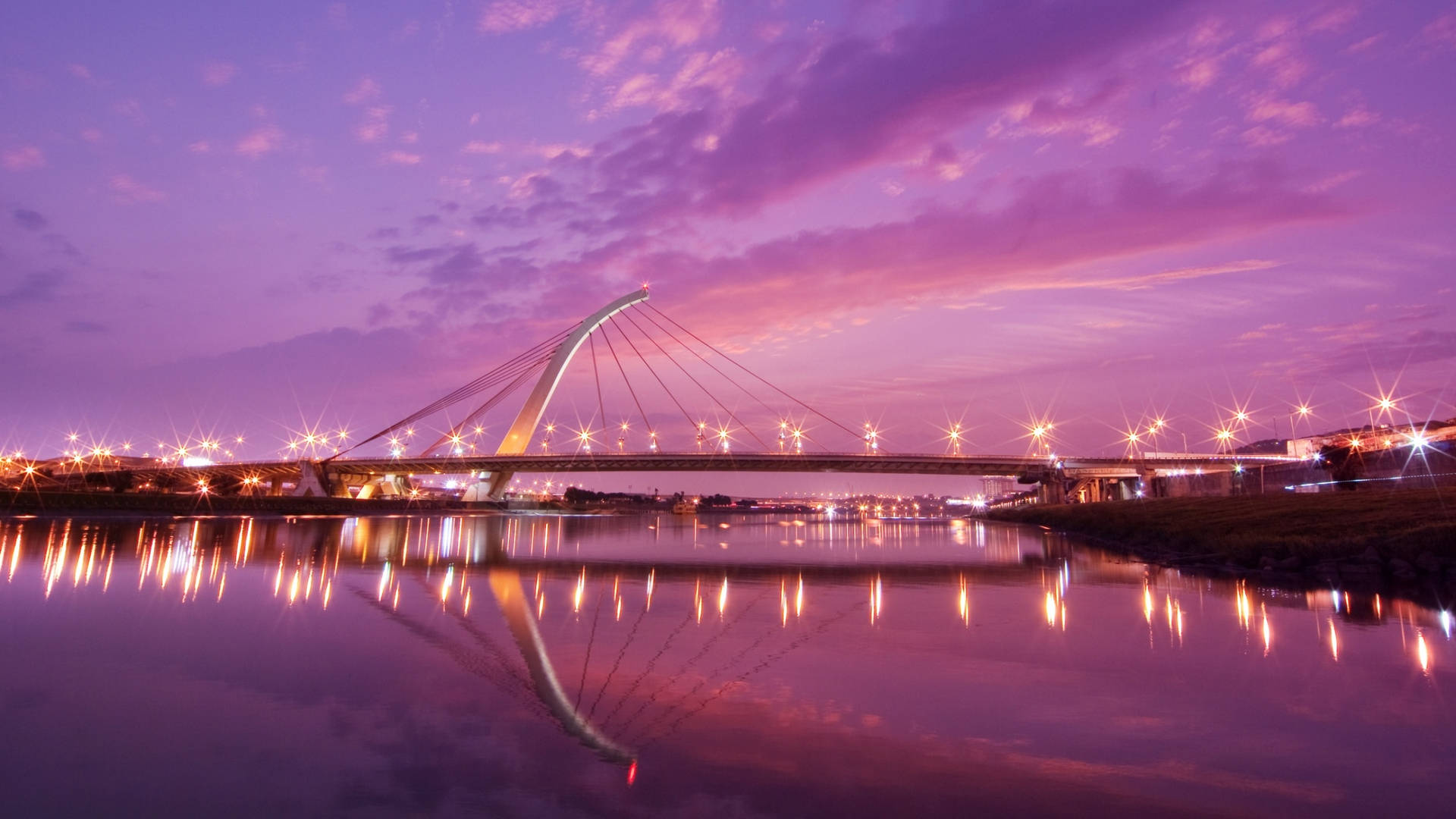 Light Pink Aesthetic Long Bridge Background
