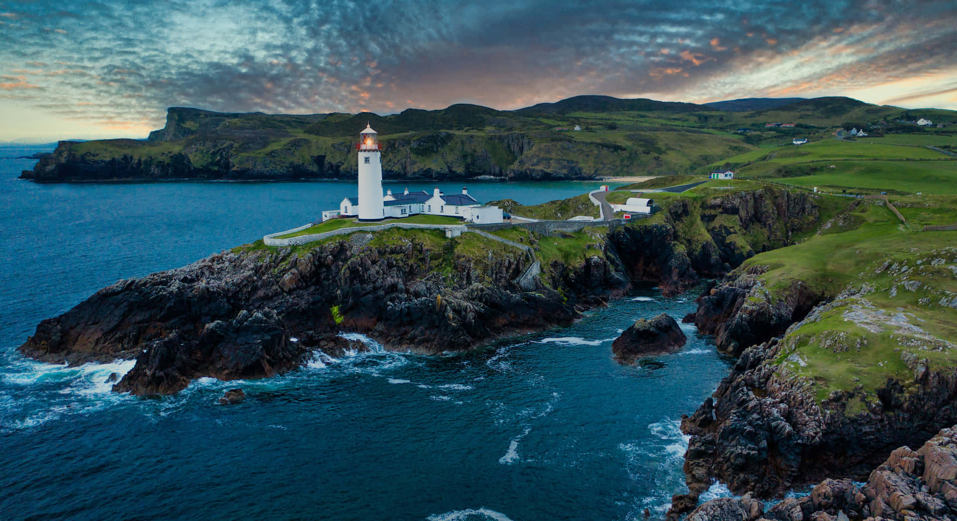 Lighthouse In Cliff Ireland Desktop Background