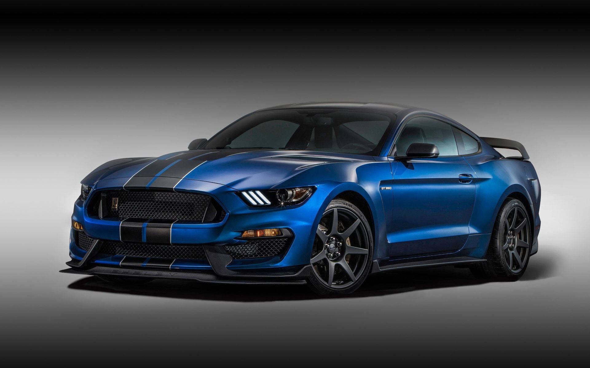 Lightning Blue Shelby Mustang Gt500 Background