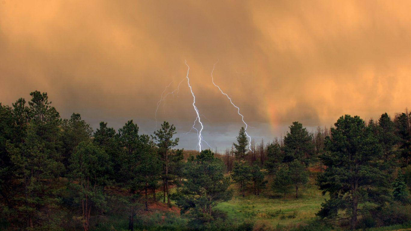 Lightning In Nauru Mountain