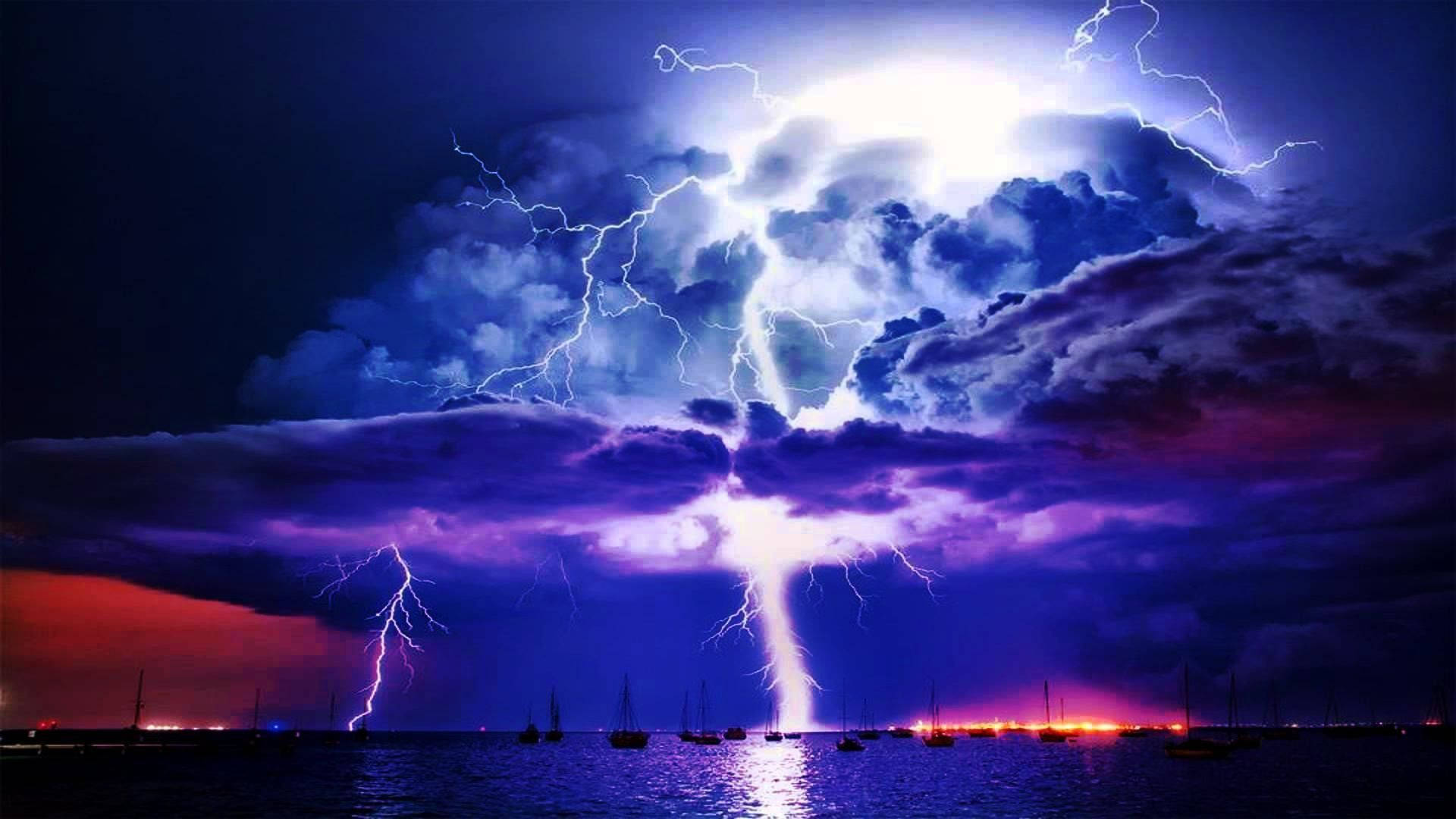 Lightning Storms In The Sky With Boats And Boats Background